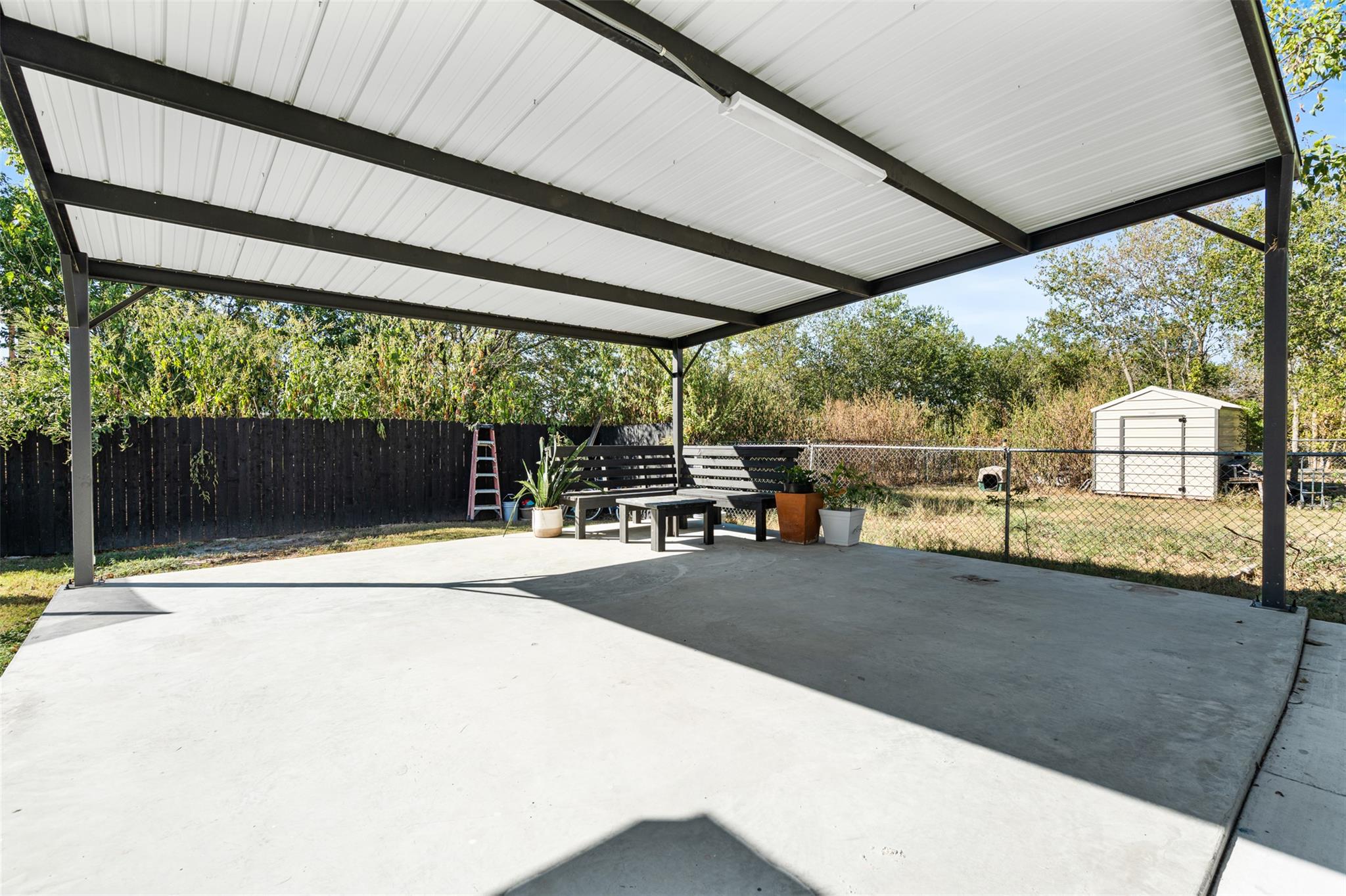 503 W Martin Luther King Jr Blvd, Taylor, TX 76574