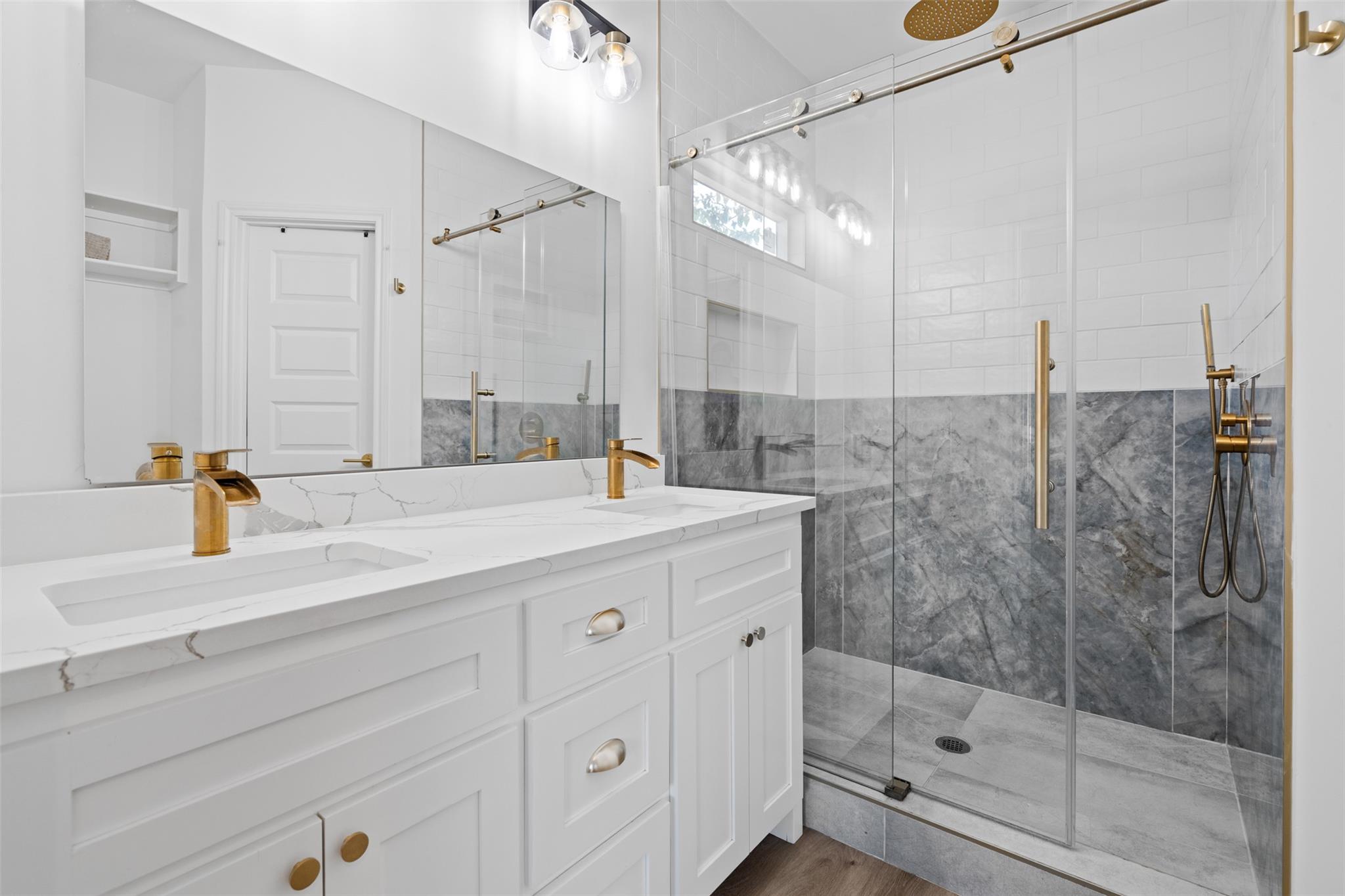 503 W Martin Luther King Jr Blvd, Taylor, TX 76574