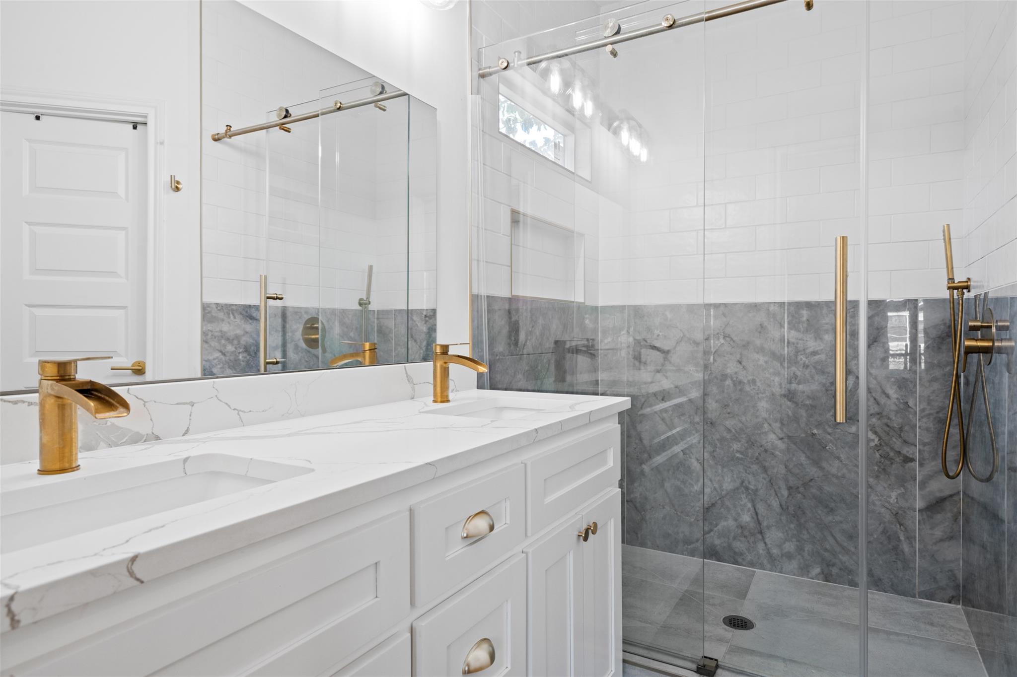 503 W Martin Luther King Jr Blvd, Taylor, TX 76574