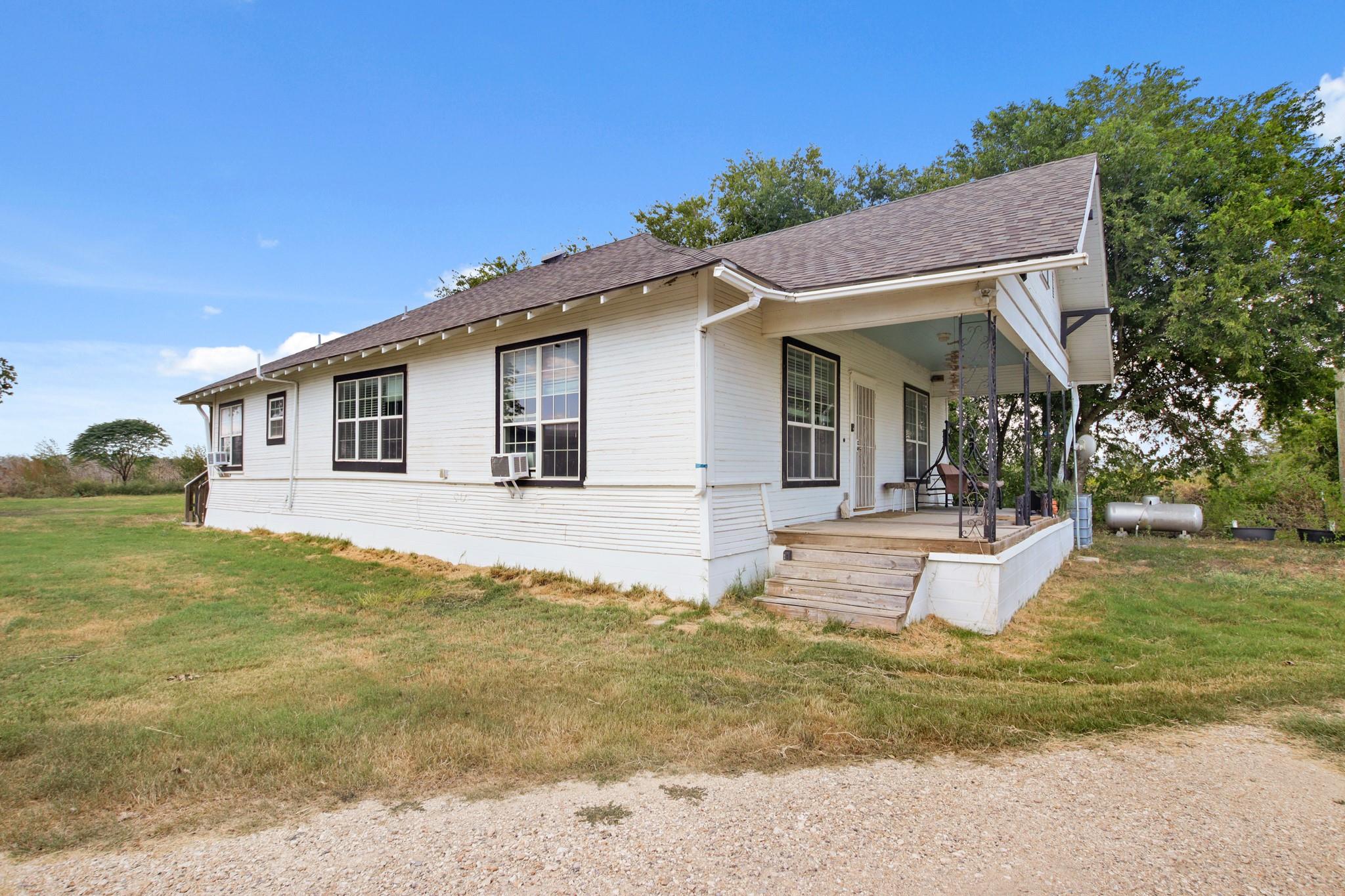 280 FM 3349, Taylor, TX 76574