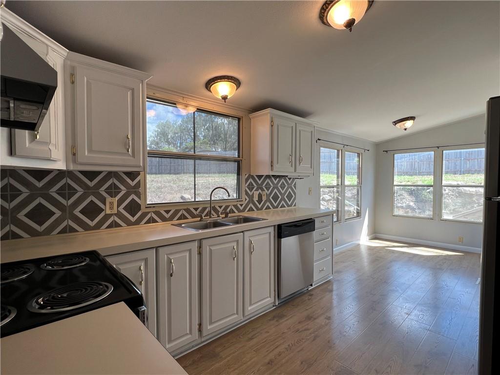 10808 Quail Valley Dr, Leander, TX 78641