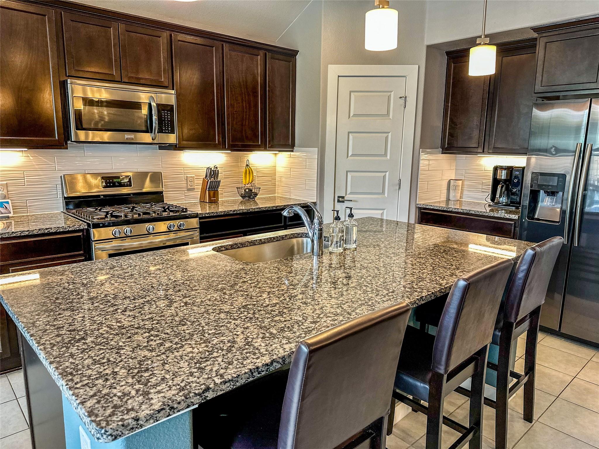 7216 Sienna Rouge Path, Austin, TX 78744