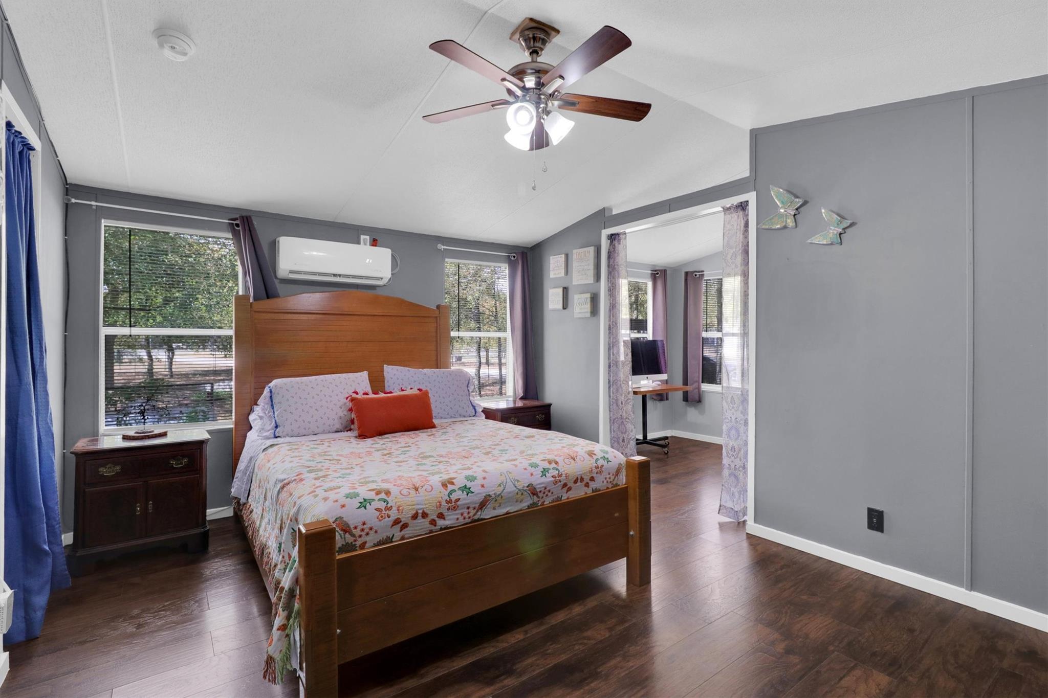 107 SW Forest Hill Cv, Dale, TX 78616