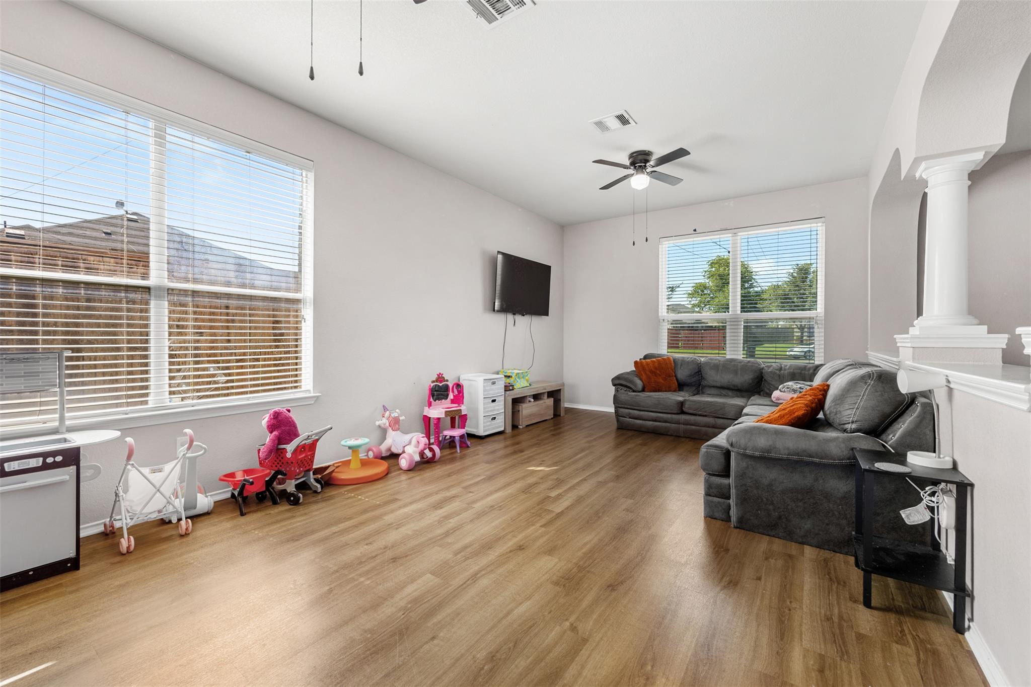 4401 Golden Gate Dr, Killeen, TX 76549