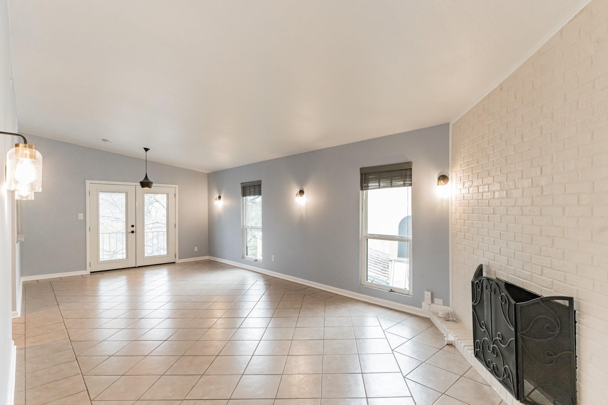 807 Azie Morton Rd # A, Austin, TX 78704