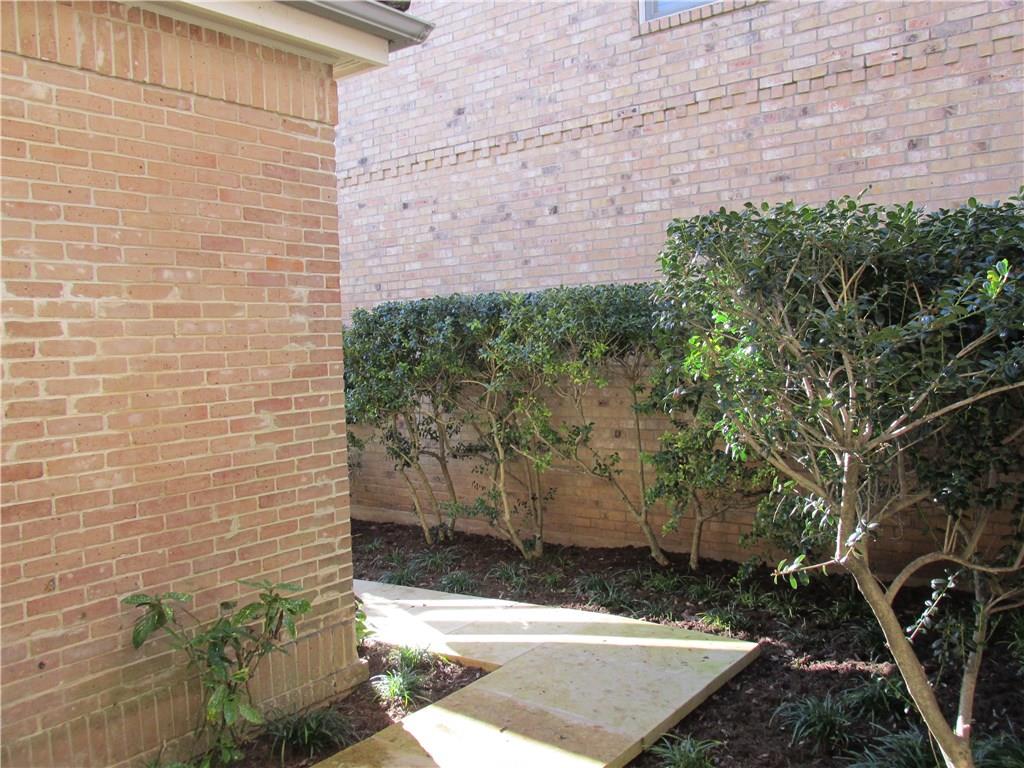 900 A W 18th St Dr # A, Austin, TX 78701