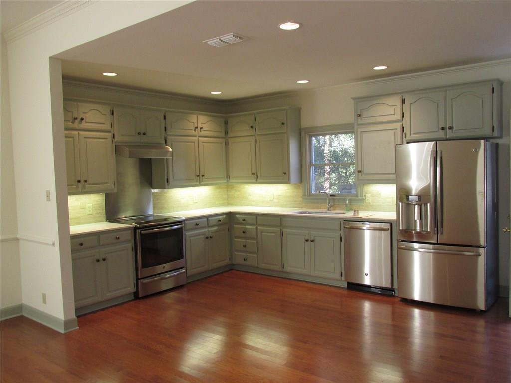 900 A W 18th St Dr # A, Austin, TX 78701