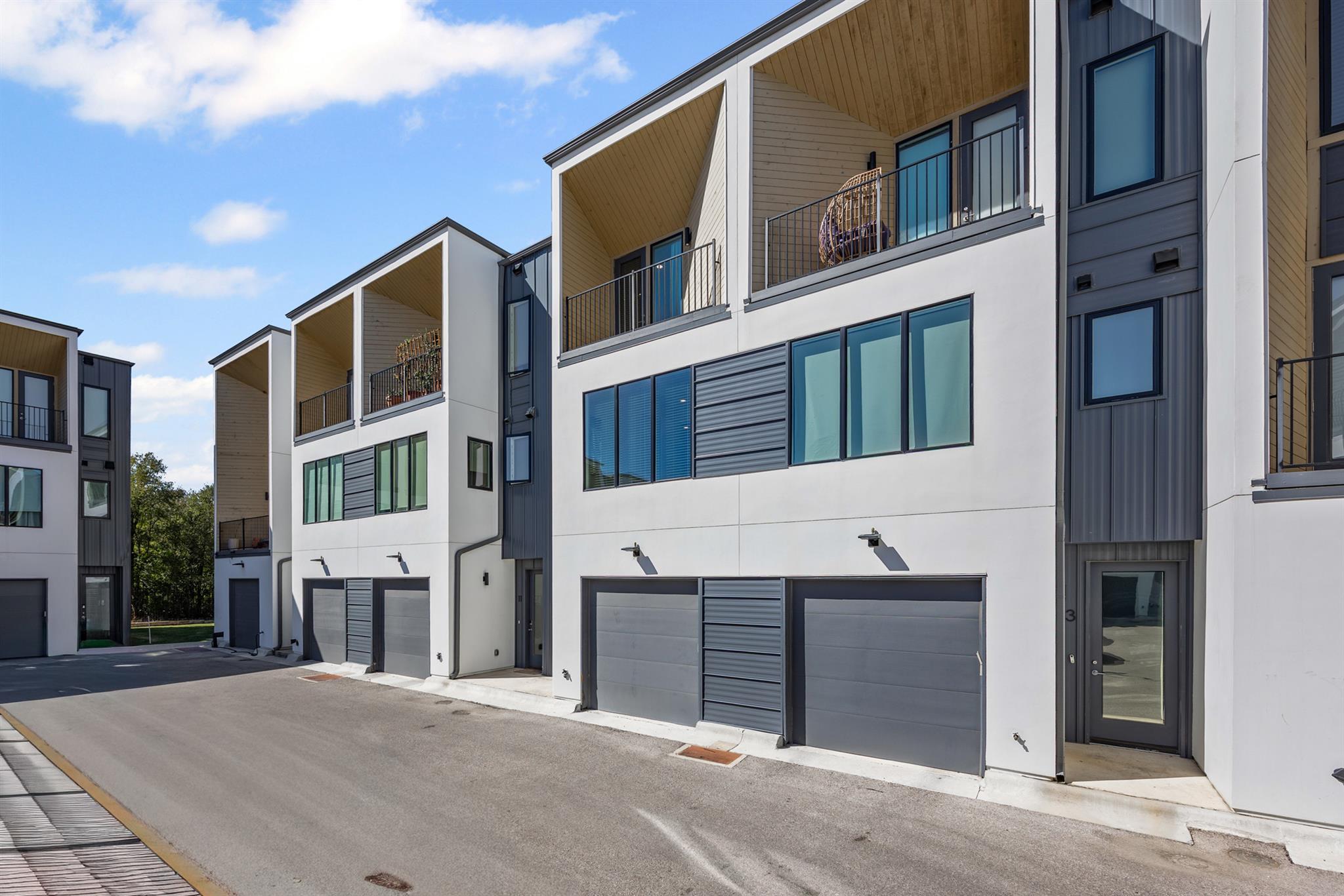 6020 Springdale Rd # 12, Austin, TX 78723