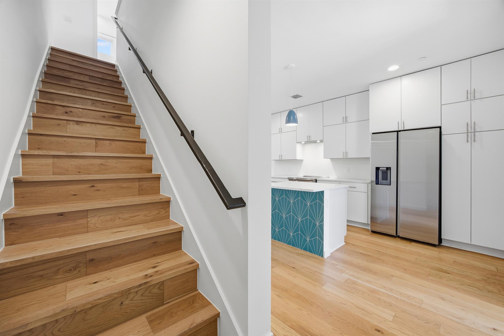 6020 Springdale Rd # 12, Austin, TX 78723