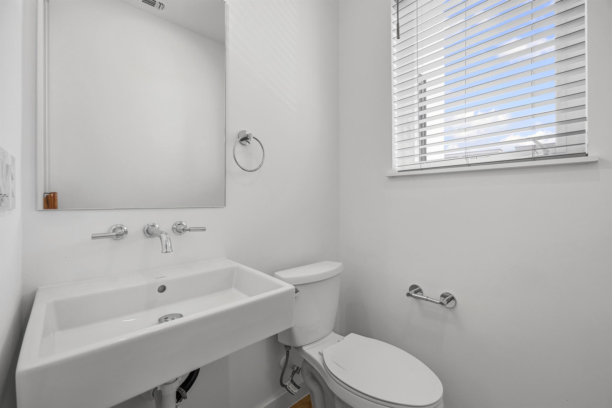 6020 Springdale Rd # 12, Austin, TX 78723