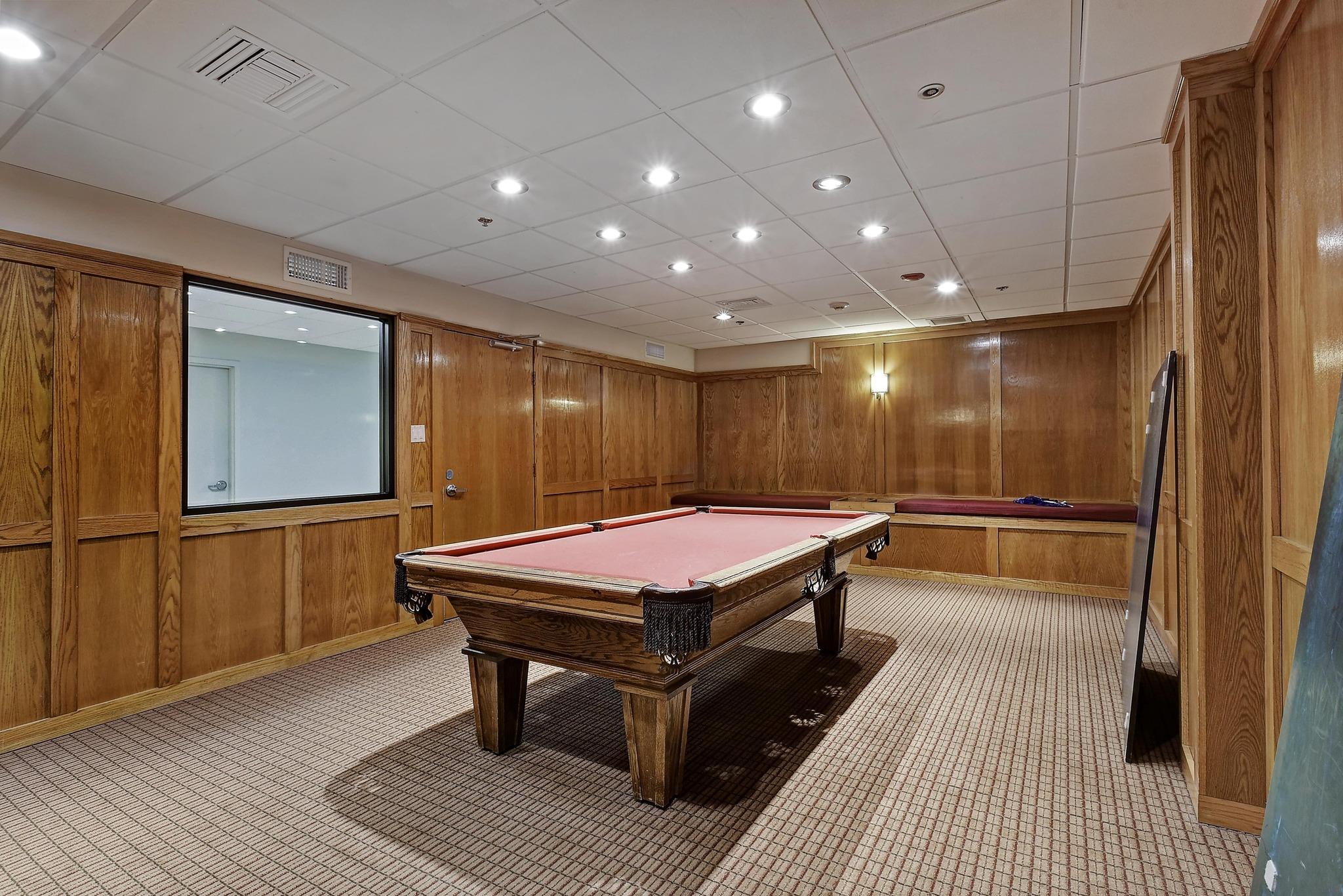 40 N Interstate 35 # 3D3, Austin, TX 78701