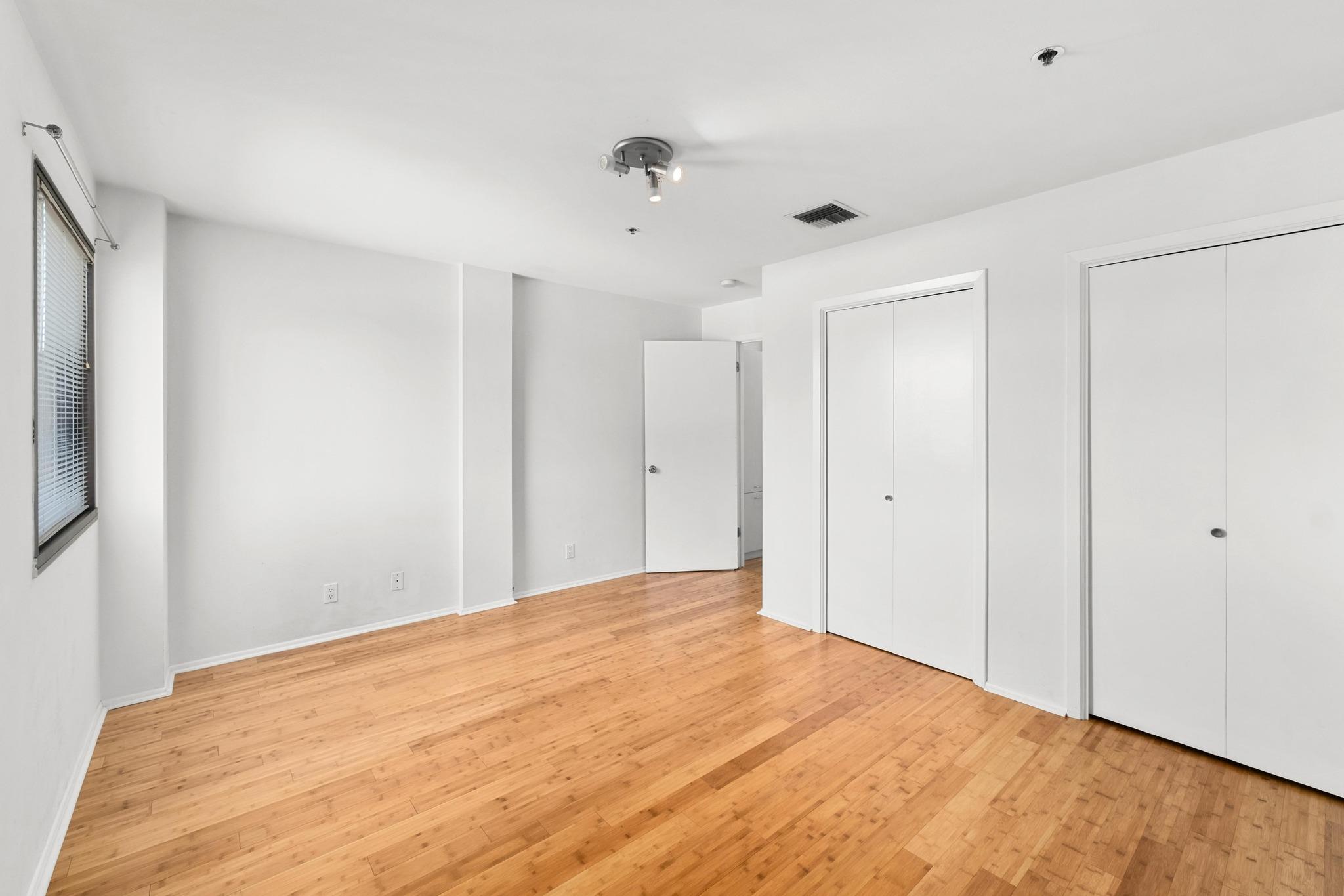 40 N Interstate 35 # 3D3, Austin, TX 78701