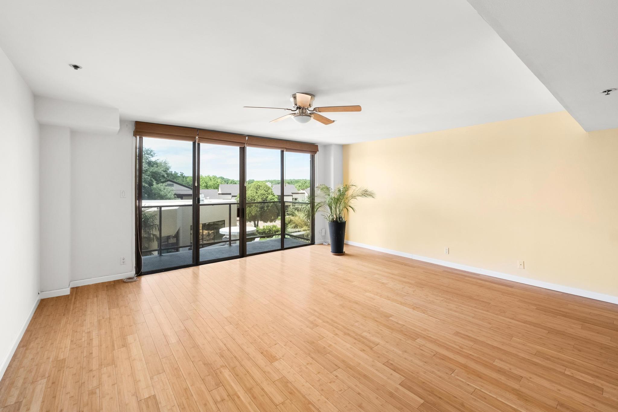 40 N Interstate 35 # 3D3, Austin, TX 78701