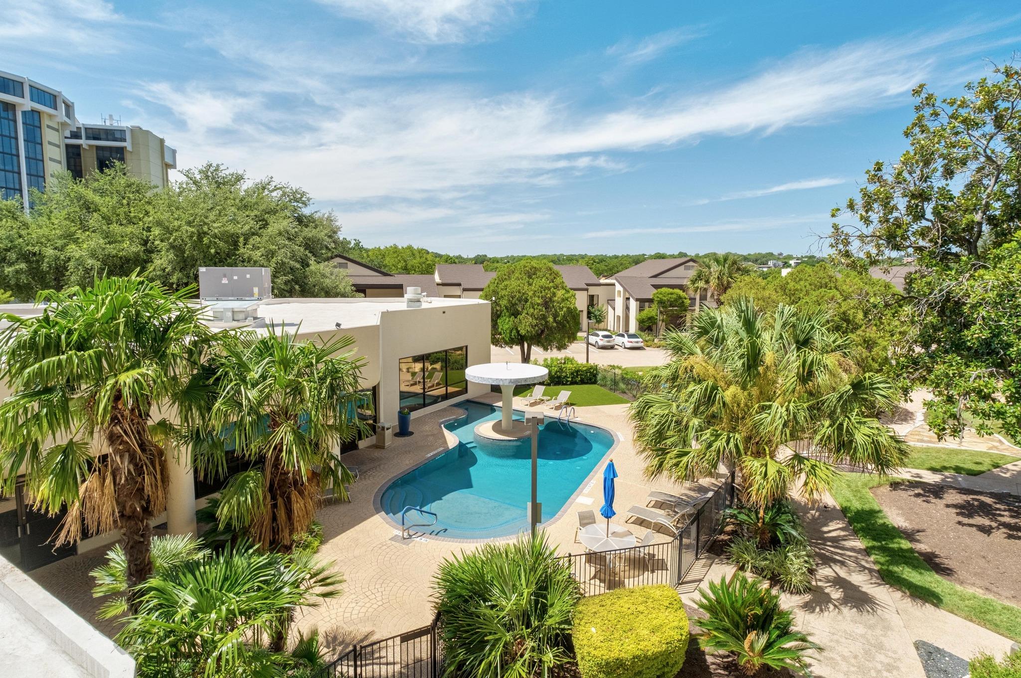 40 N Interstate 35 # 3D3, Austin, TX 78701