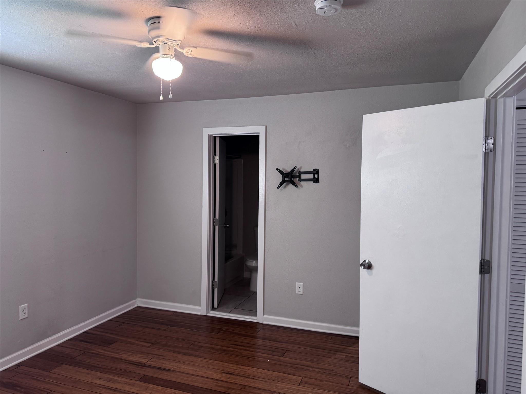 901 Parmer Ave # 4, Killeen, TX 76541