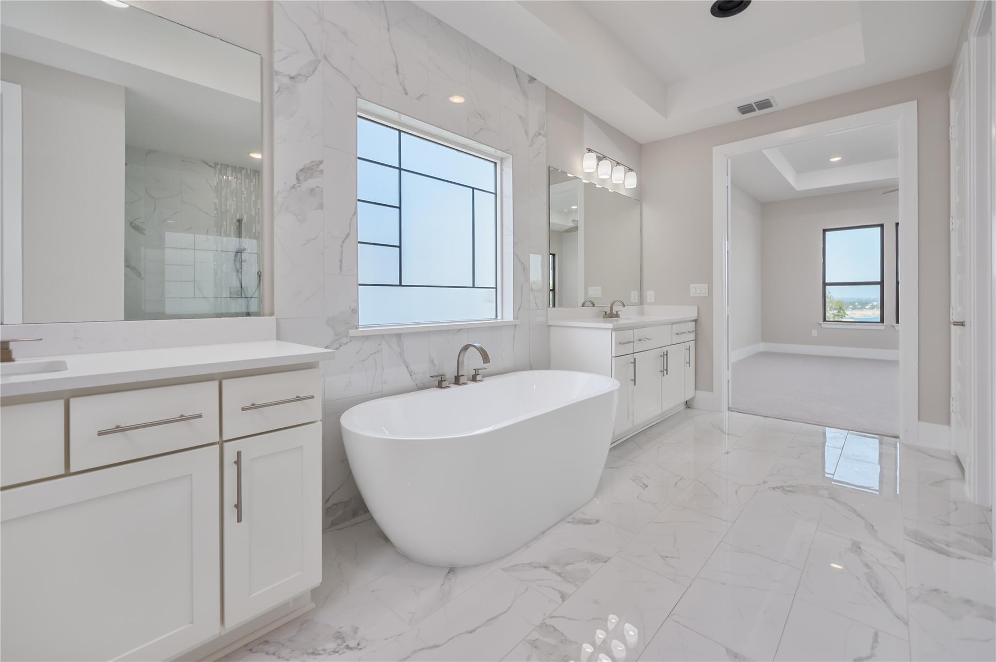 19412 Summit Glory Trl # 49, Spicewood, TX 78669