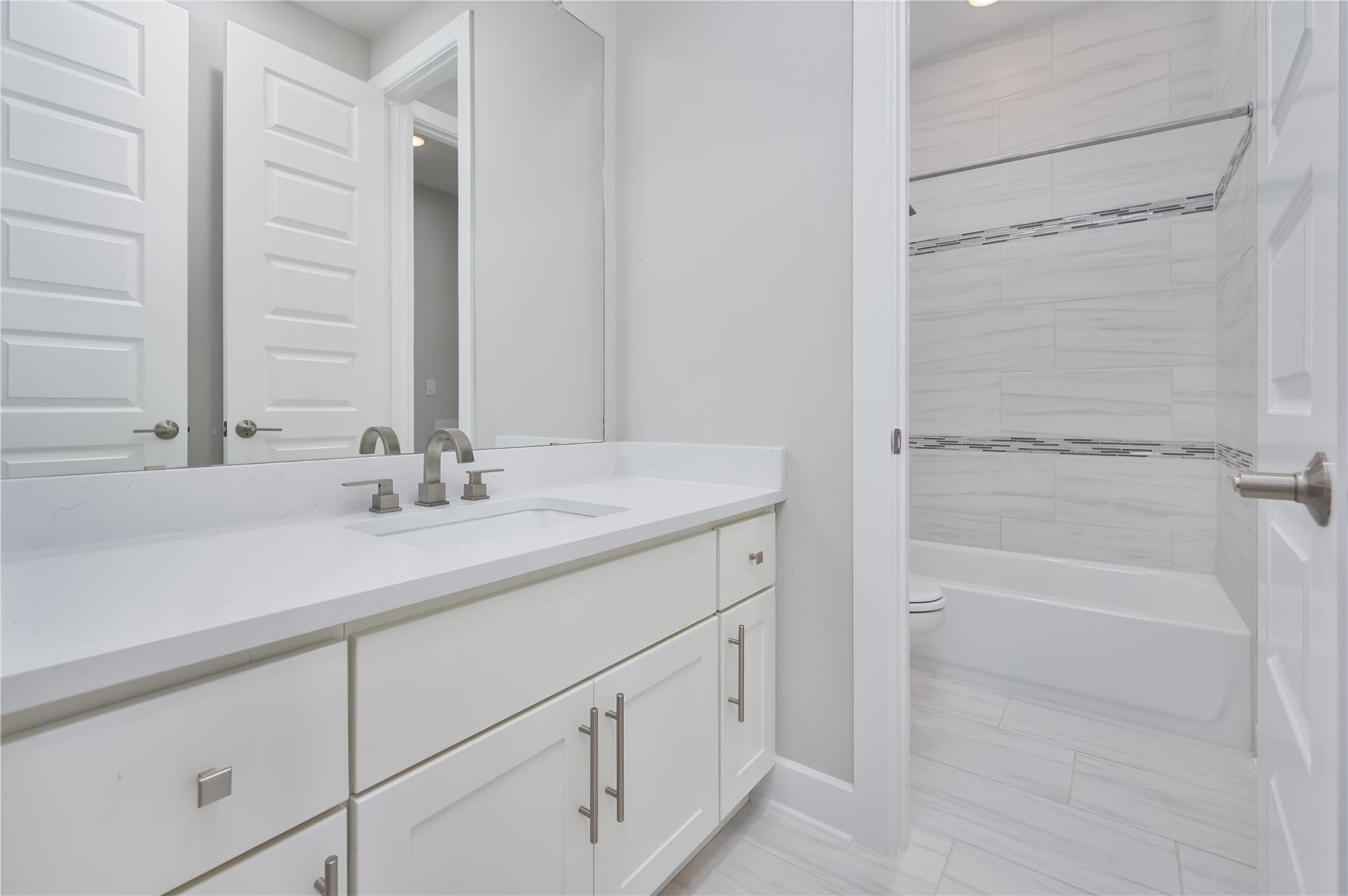 19412 Summit Glory Trl # 49, Spicewood, TX 78669