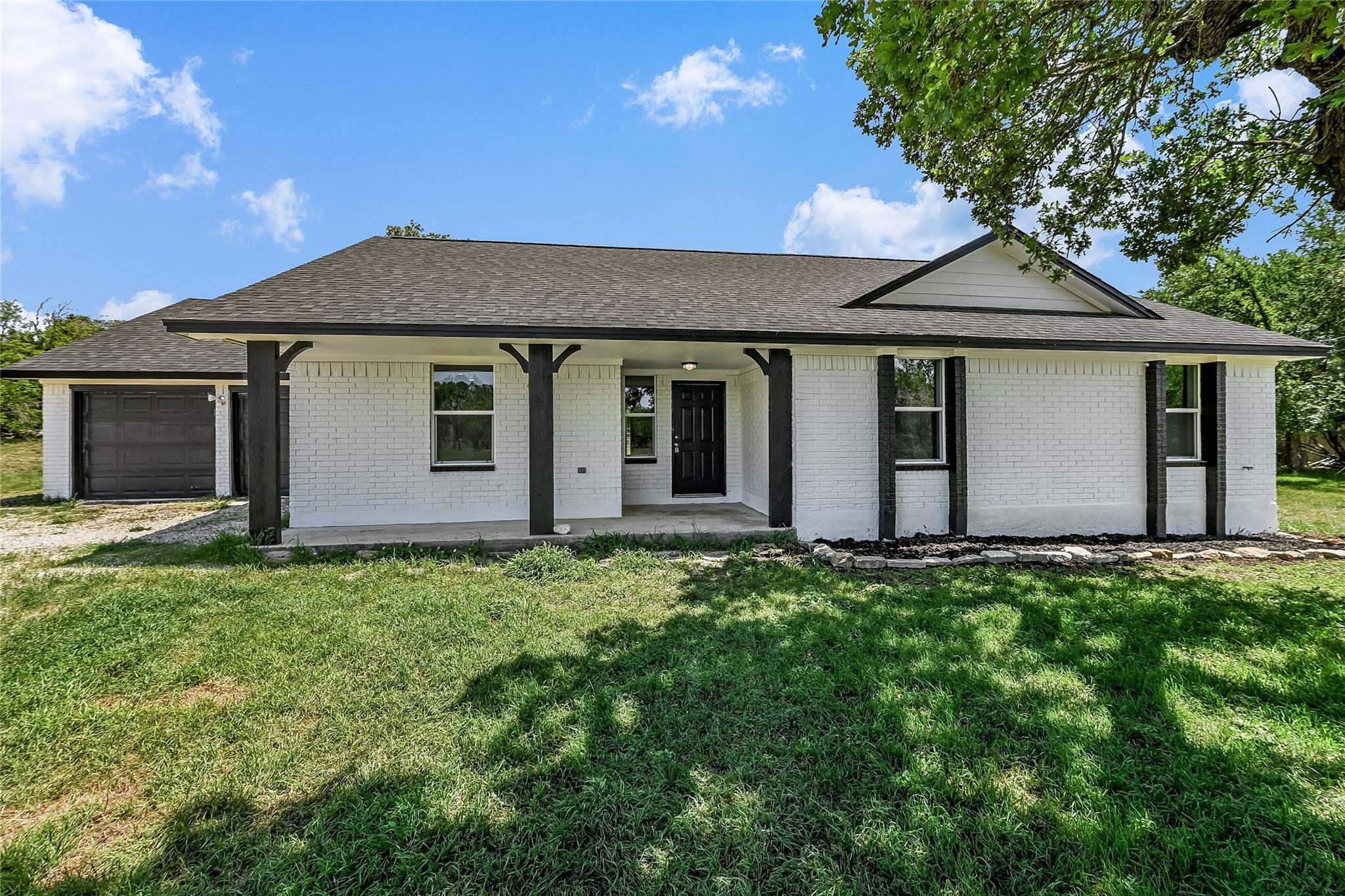 1070 Lonesome Trl, Driftwood, TX 78619