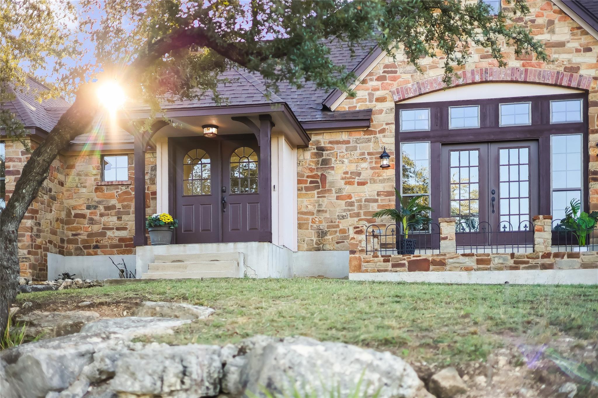 7608 White Oak Dr, Lago Vista, TX 78645