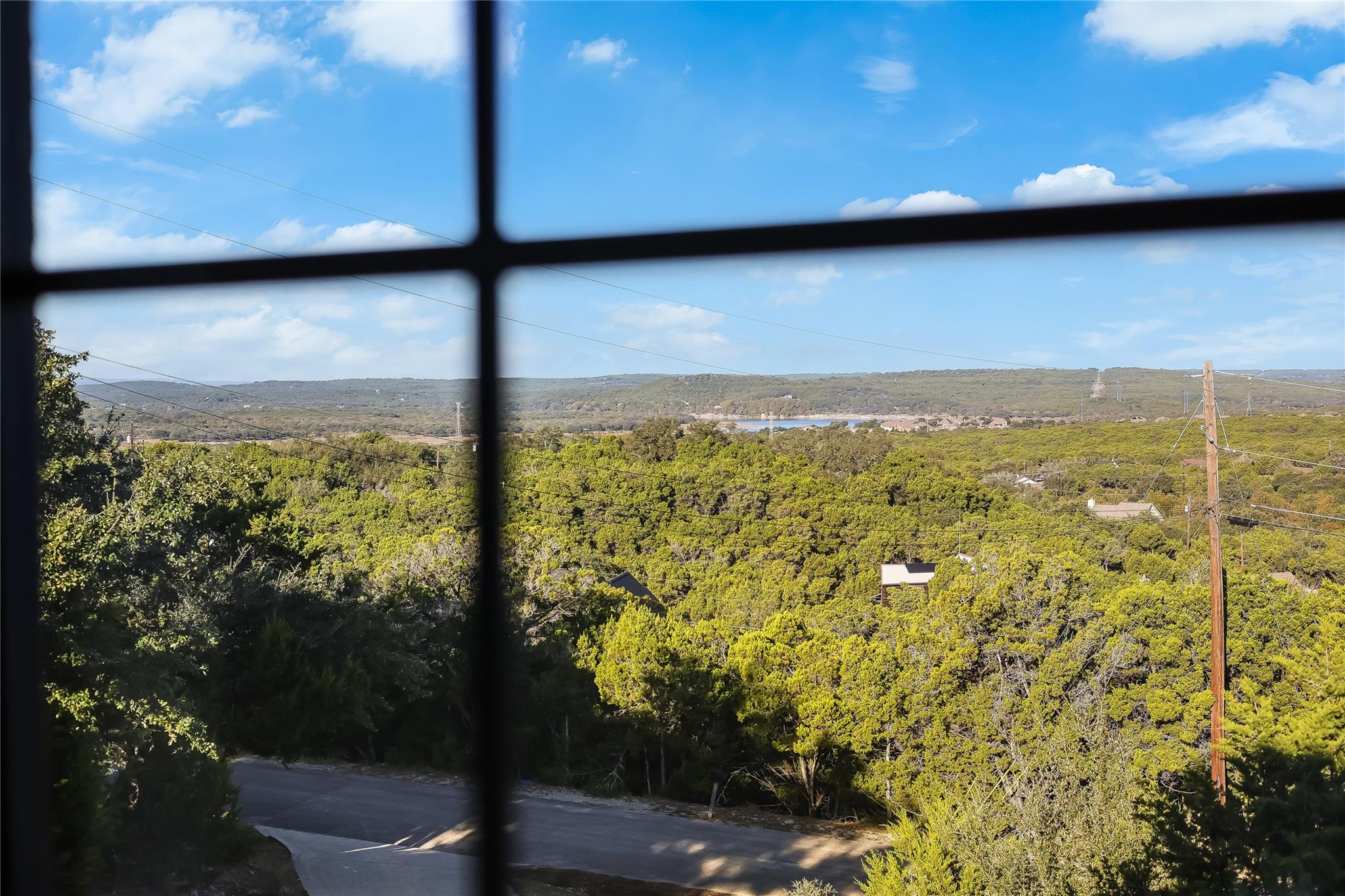 7608 White Oak Dr, Lago Vista, TX 78645