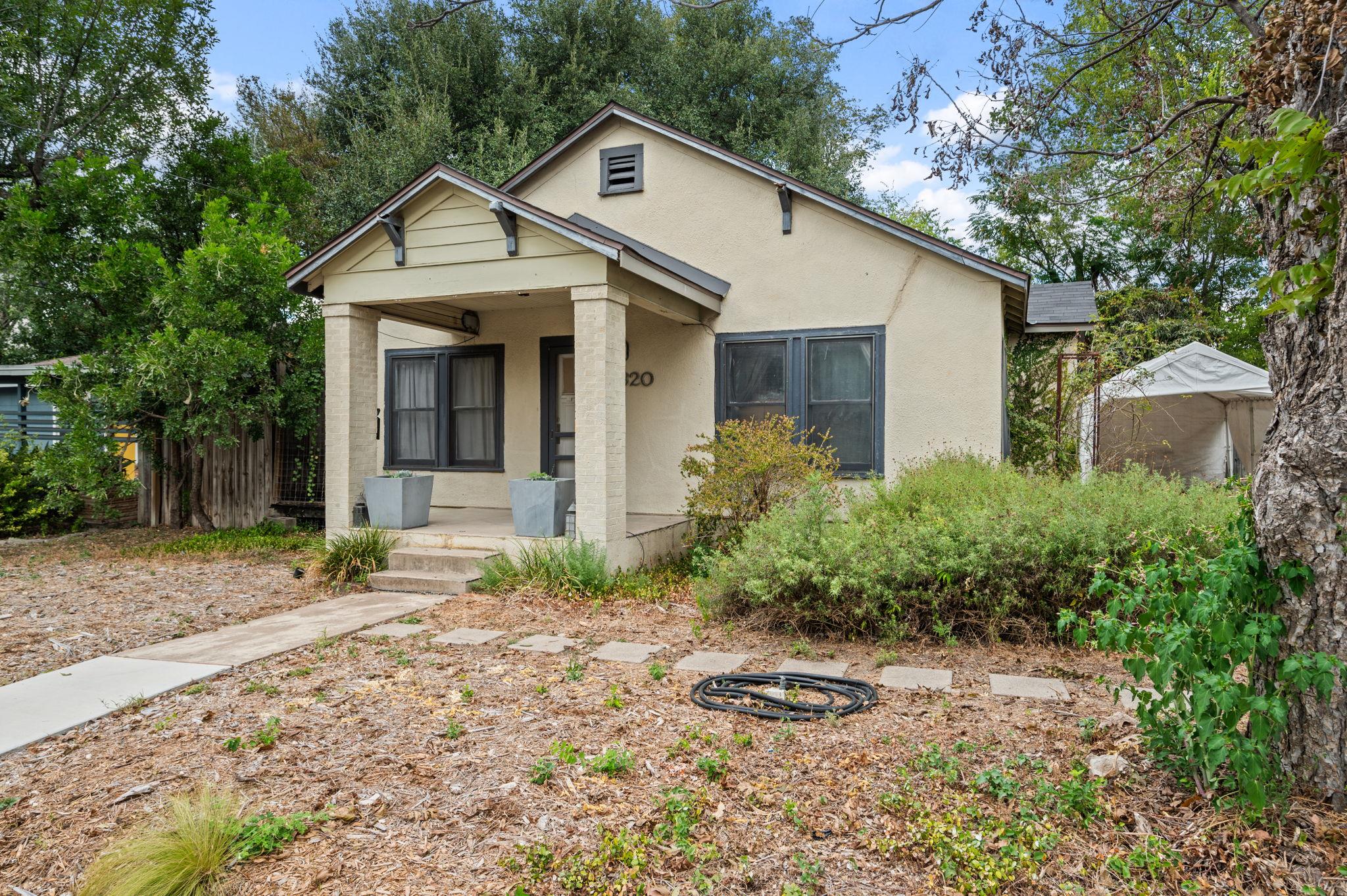 820 Stark St, Austin, TX 78756