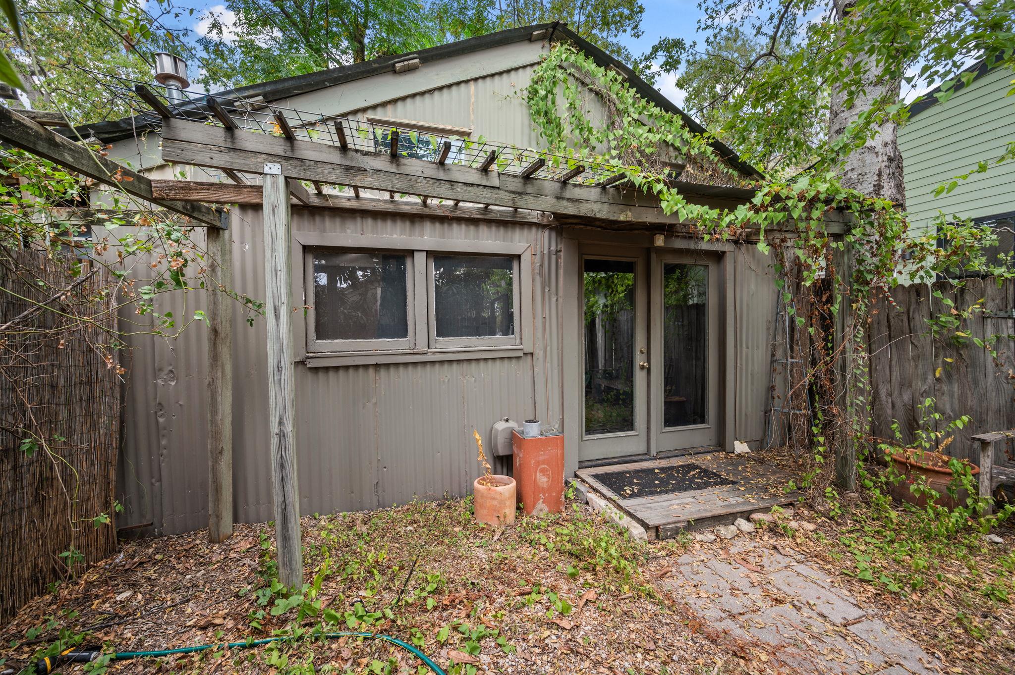 820 Stark St, Austin, TX 78756