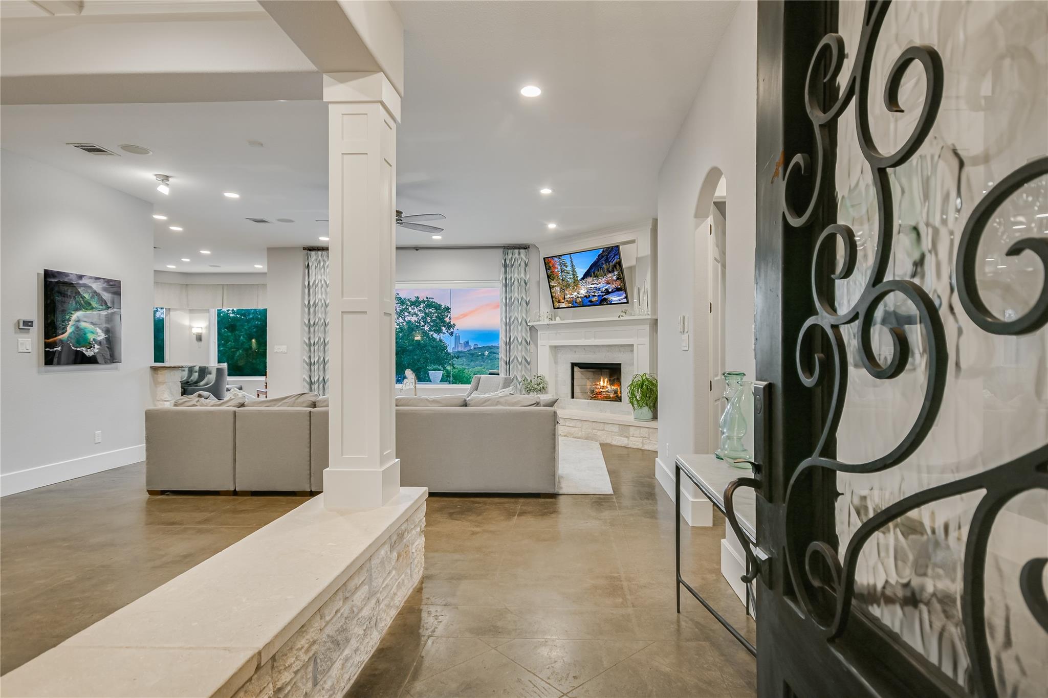 2701 Bartons Bluff Ln, Austin, TX 78746