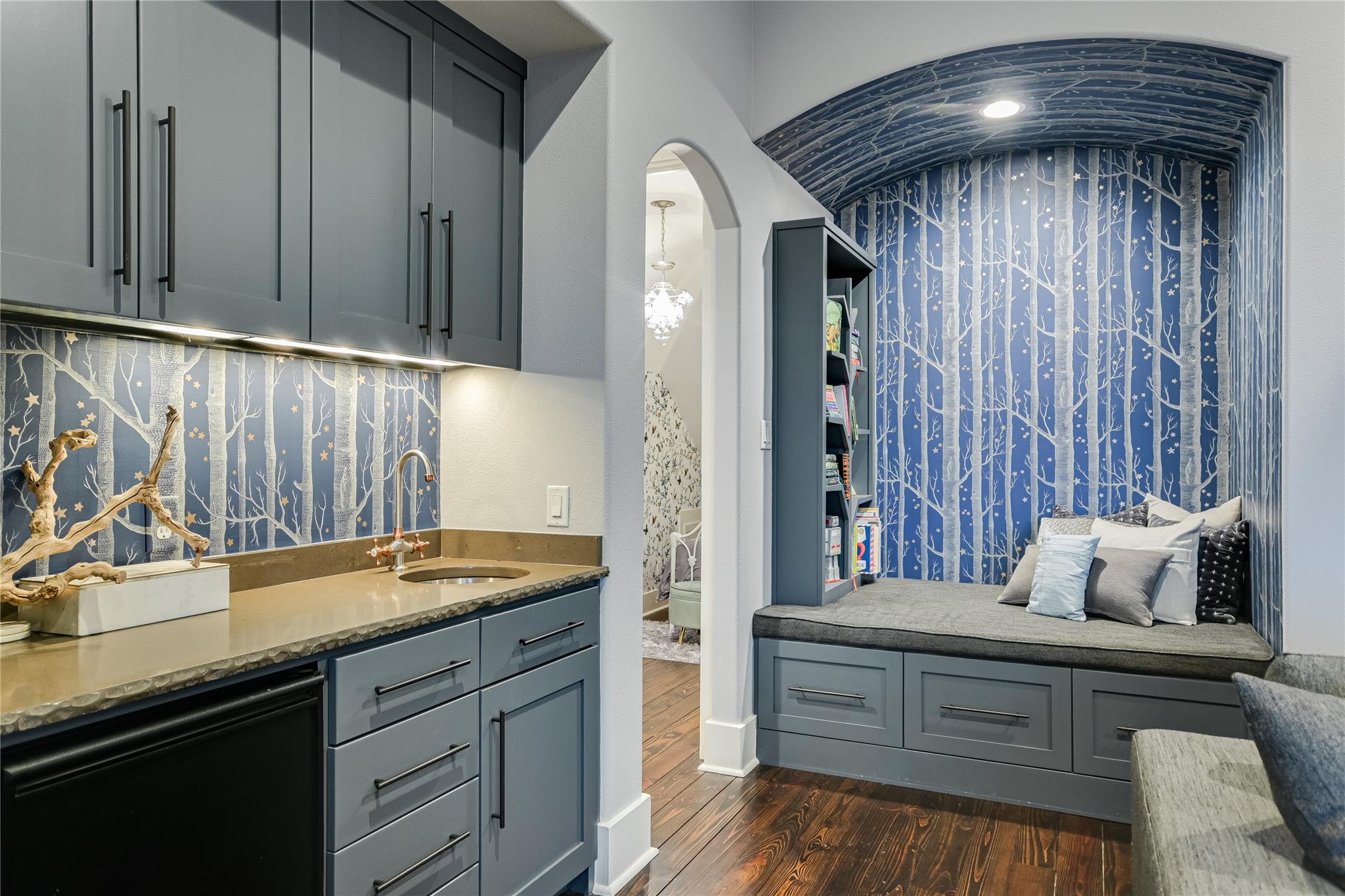 2701 Bartons Bluff Ln, Austin, TX 78746