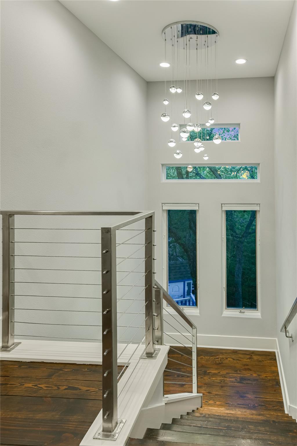 2701 Bartons Bluff Ln, Austin, TX 78746