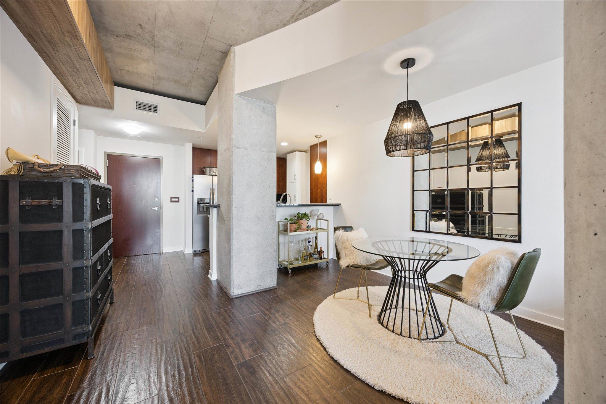 360 Nueces St # 1012, Austin, TX 78701