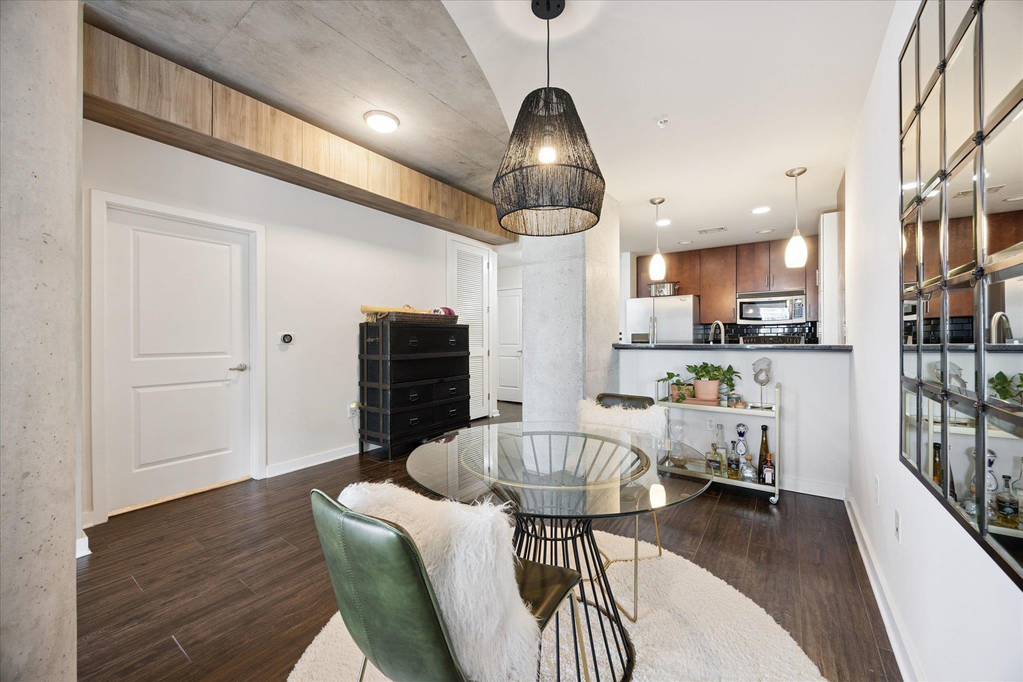 360 Nueces St # 1012, Austin, TX 78701