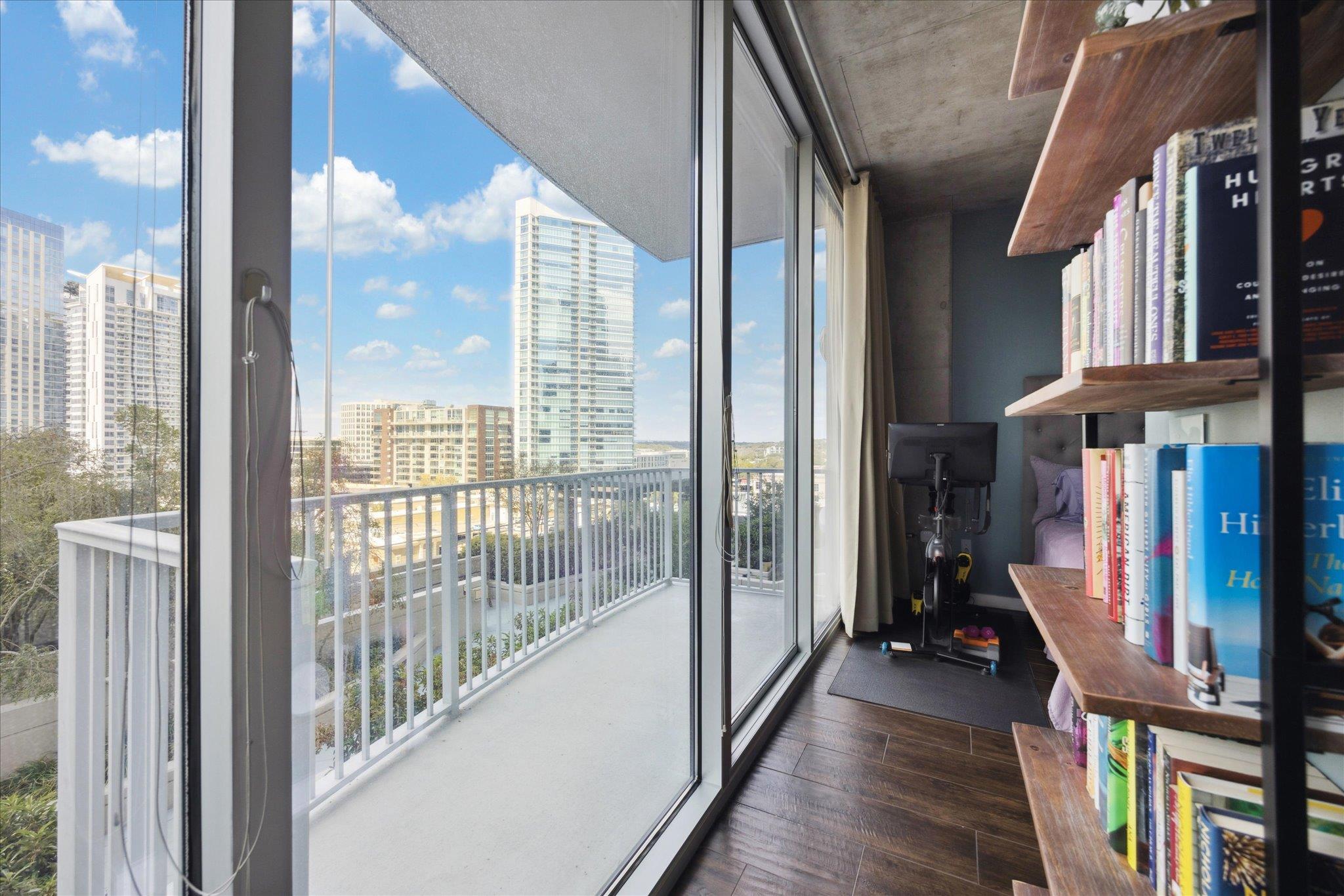 360 Nueces St # 1012, Austin, TX 78701