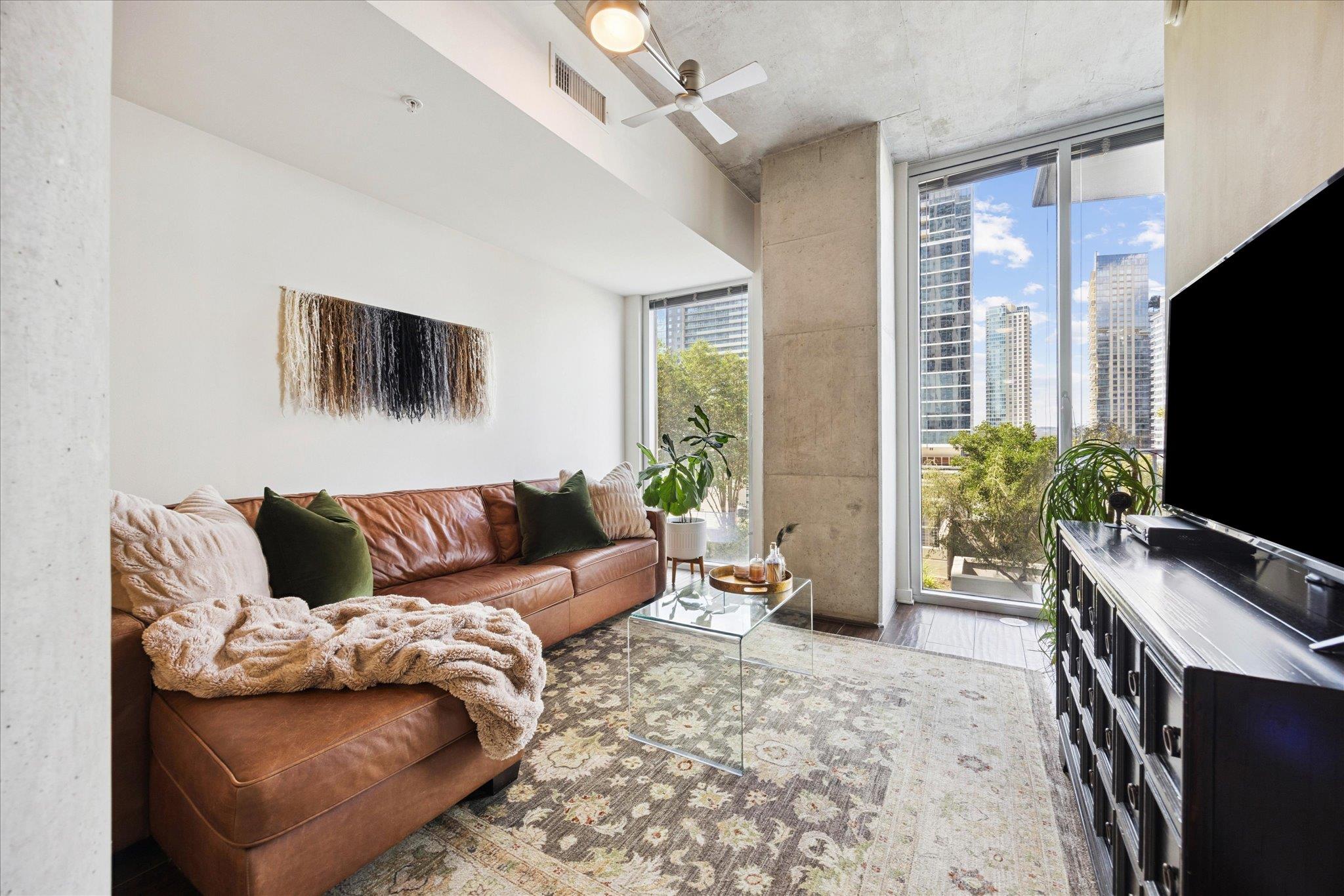 360 Nueces St # 1012, Austin, TX 78701