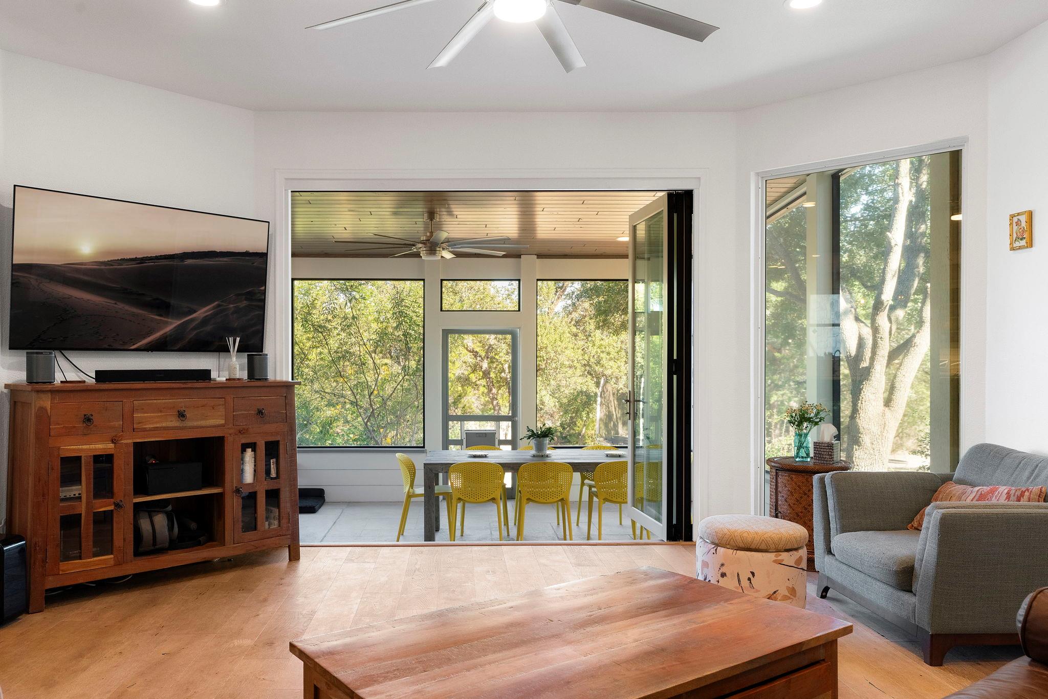 5111 Great Divide Dr, Bee Cave, TX 78738