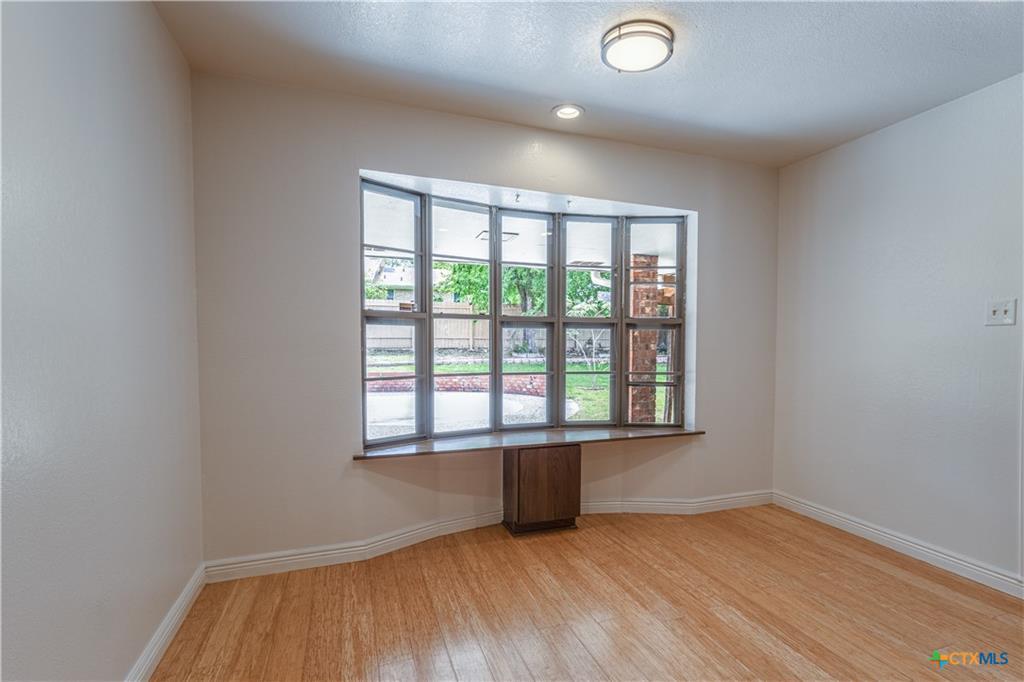 710 Fawn Trl, Harker Heights, TX 76548