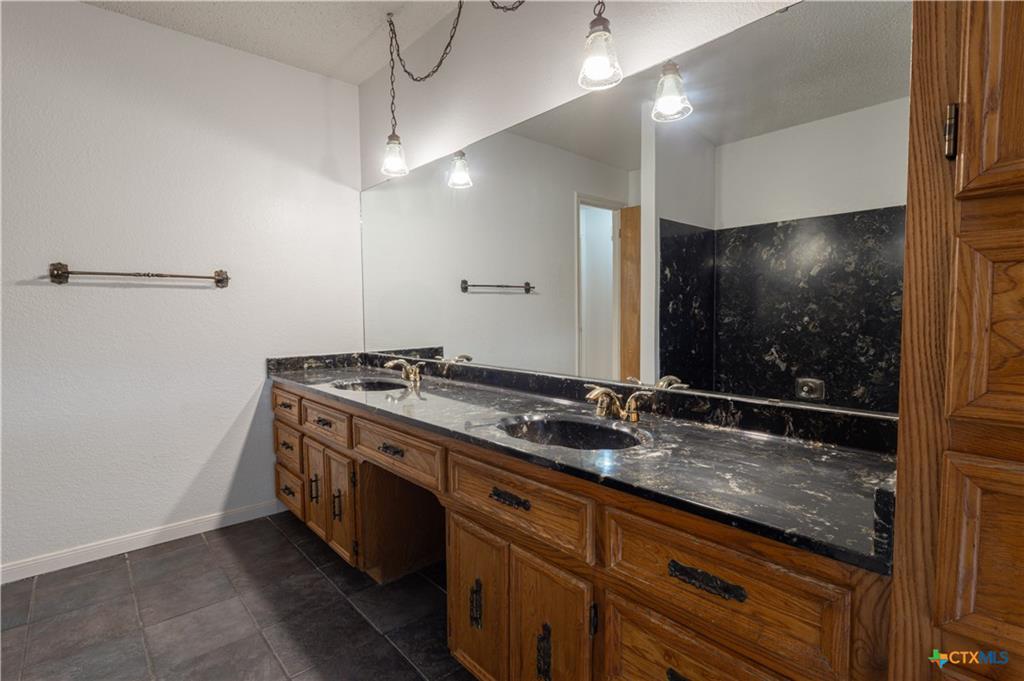 710 Fawn Trl, Harker Heights, TX 76548