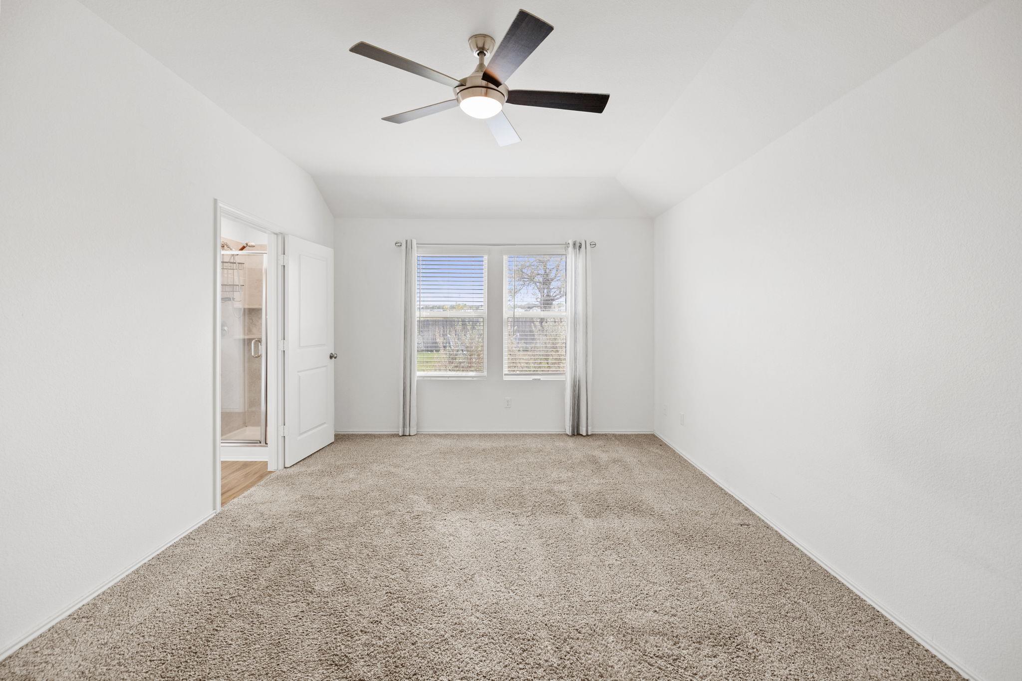 127 George Kimble Cv, Bastrop, TX 78602