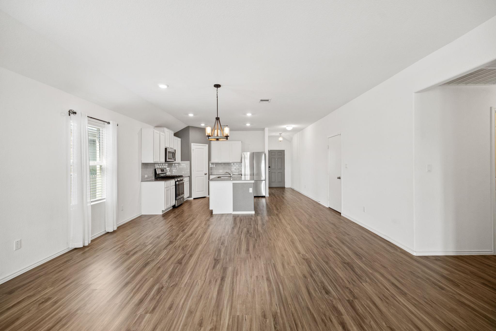 127 George Kimble Cv, Bastrop, TX 78602