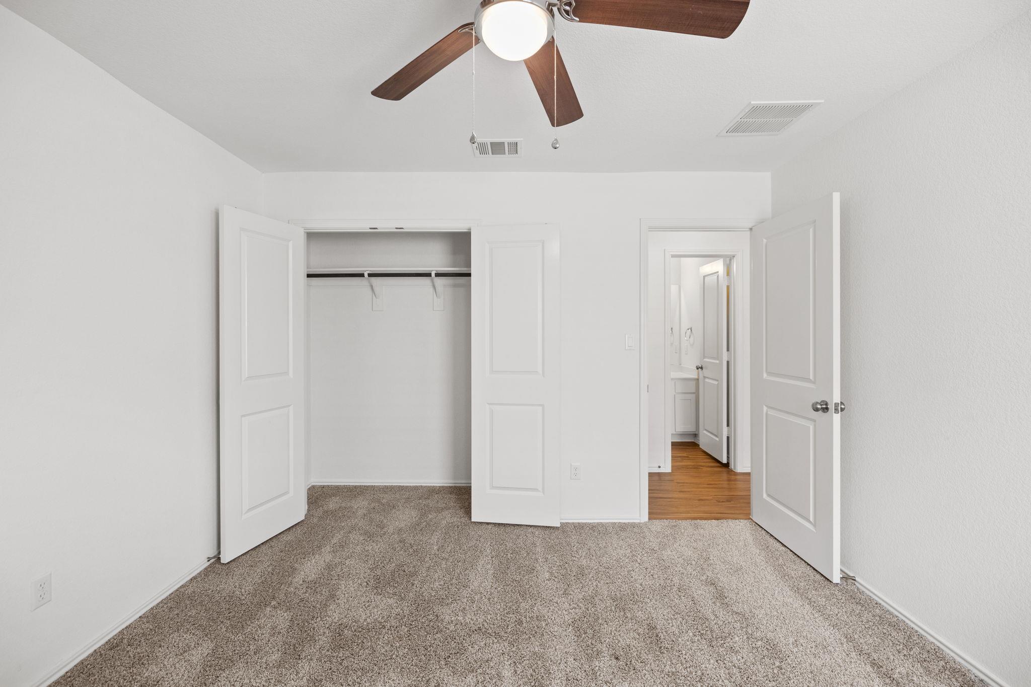 127 George Kimble Cv, Bastrop, TX 78602