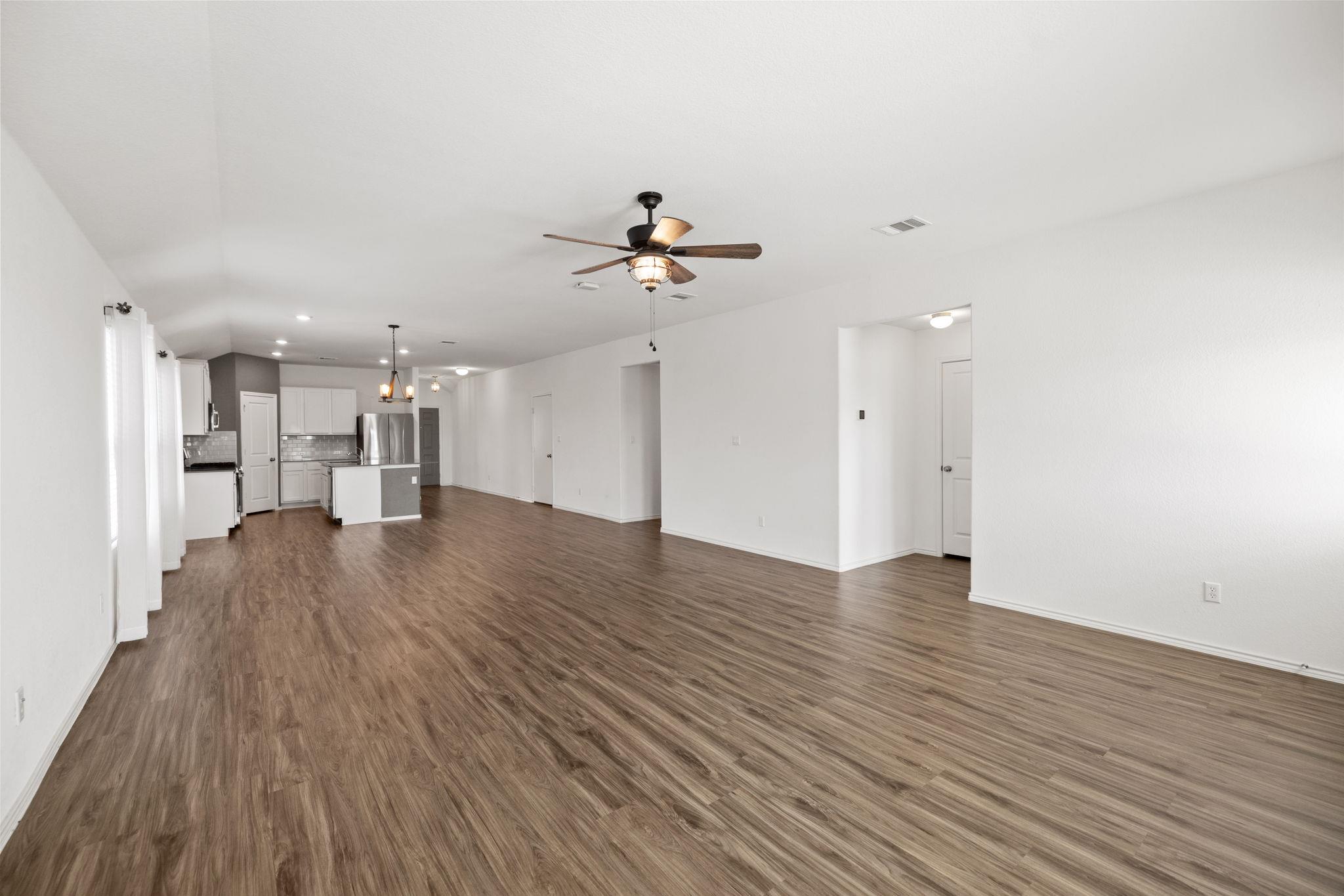 127 George Kimble Cv, Bastrop, TX 78602