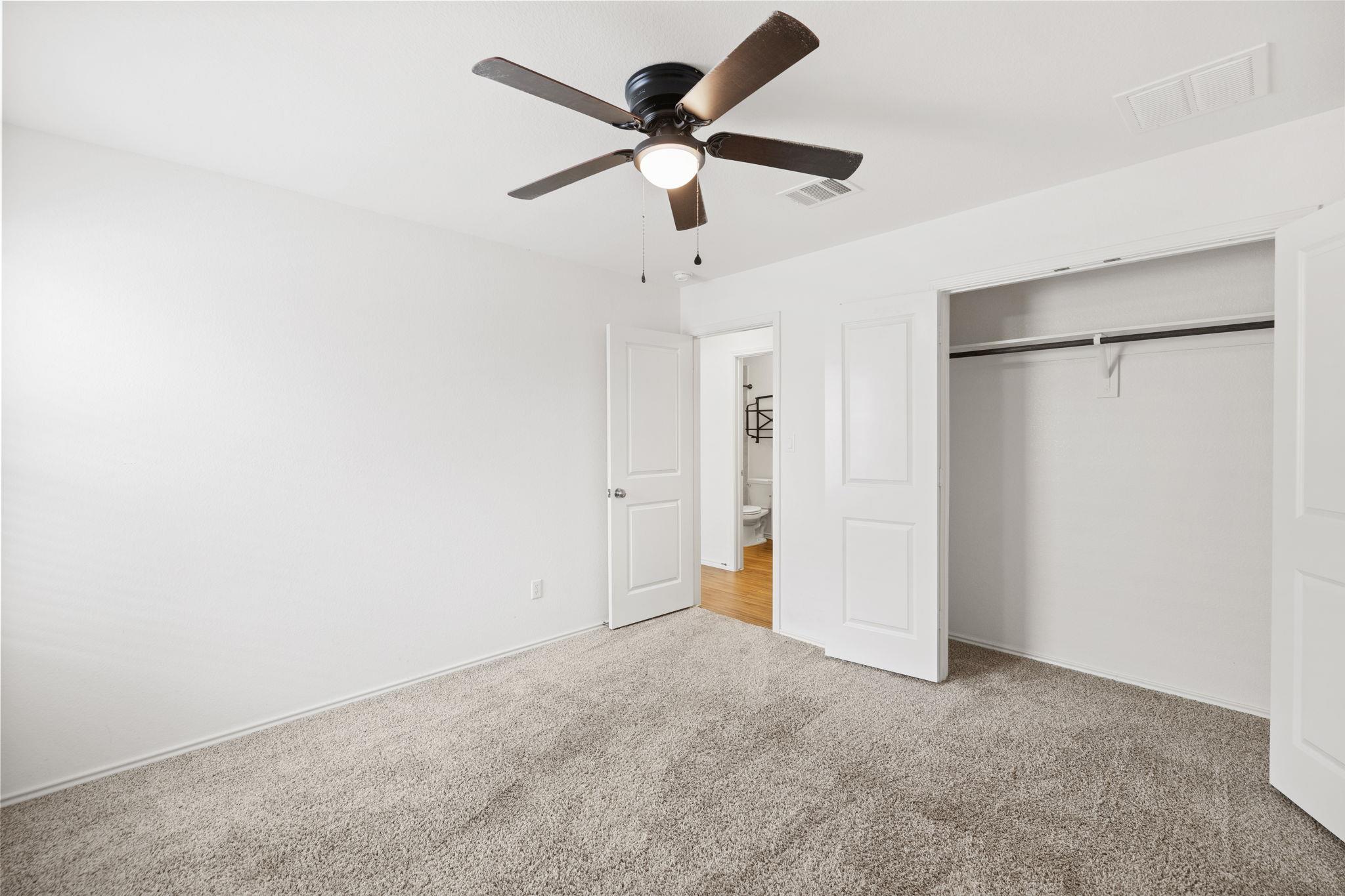 127 George Kimble Cv, Bastrop, TX 78602