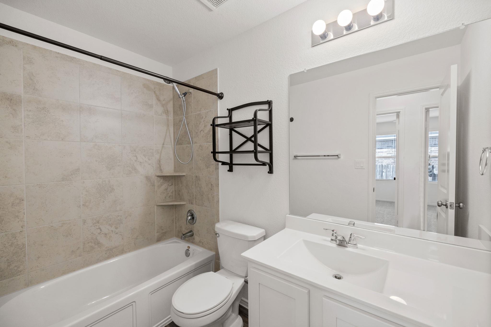 127 George Kimble Cv, Bastrop, TX 78602