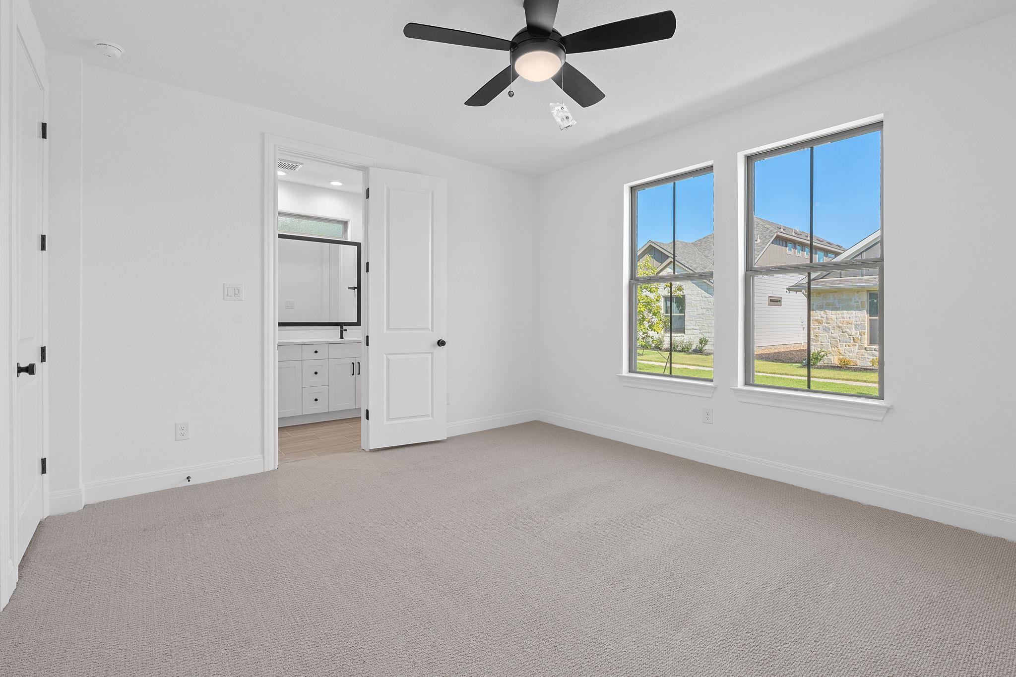 338 Orleanian Dr, Buda, TX 78610