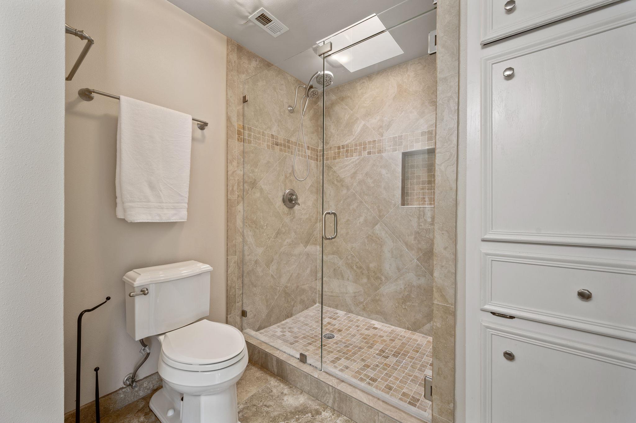 20807 Boggy Ford Rd, Lago Vista, TX 78645