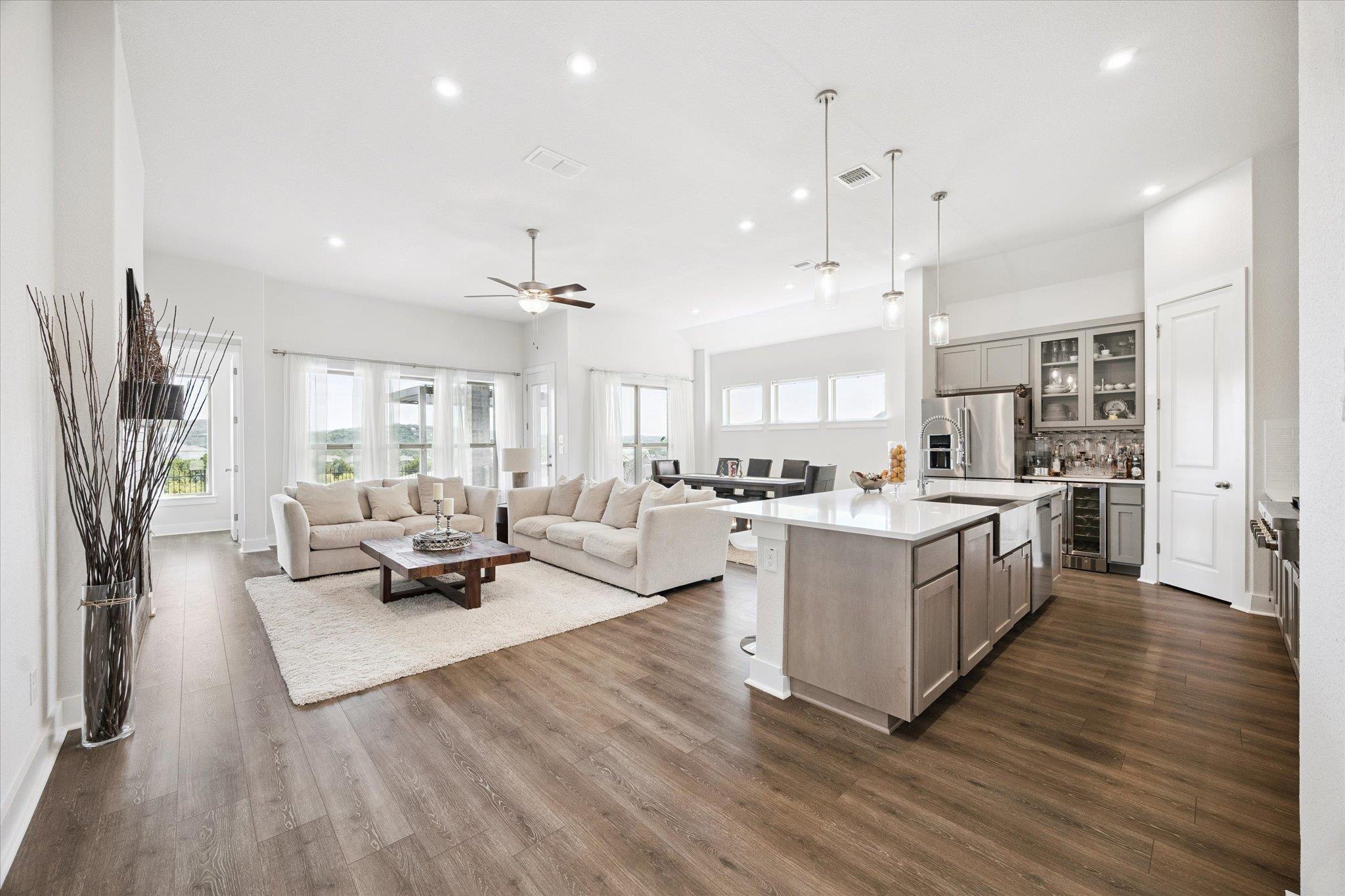 22801 Agave Grove Dr, Lago Vista, TX 78645