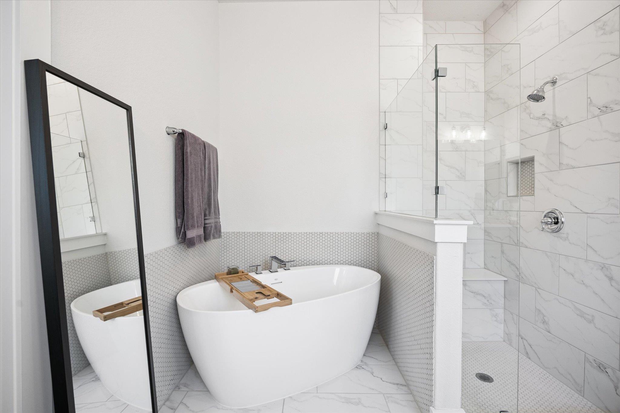 22801 Agave Grove Dr, Lago Vista, TX 78645