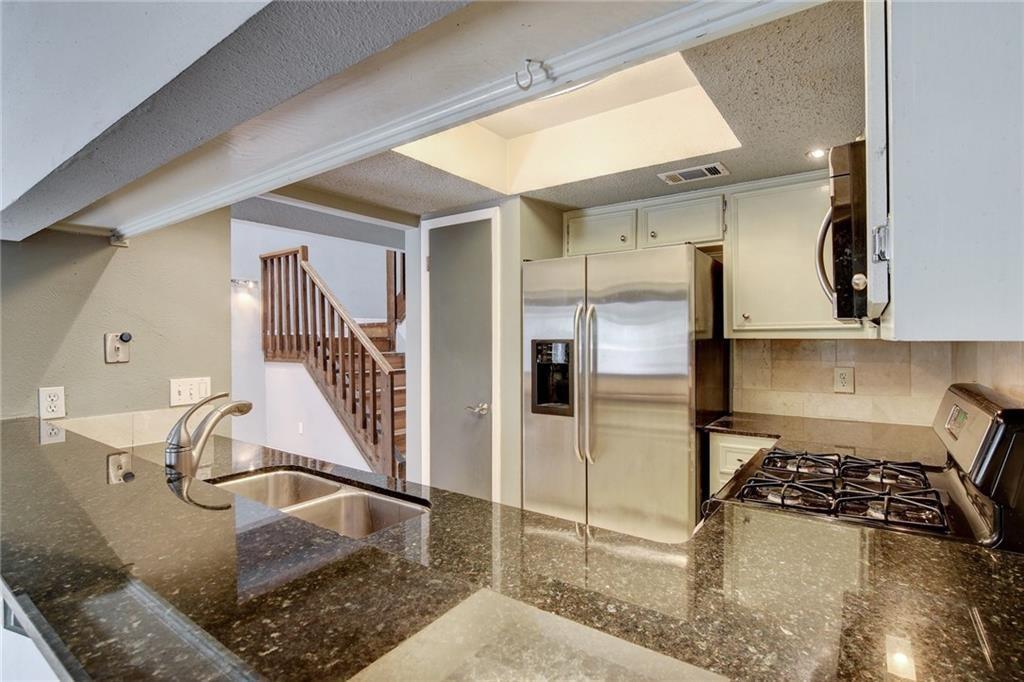 1010 W Rundberg Ln # 17, Austin, TX 78758