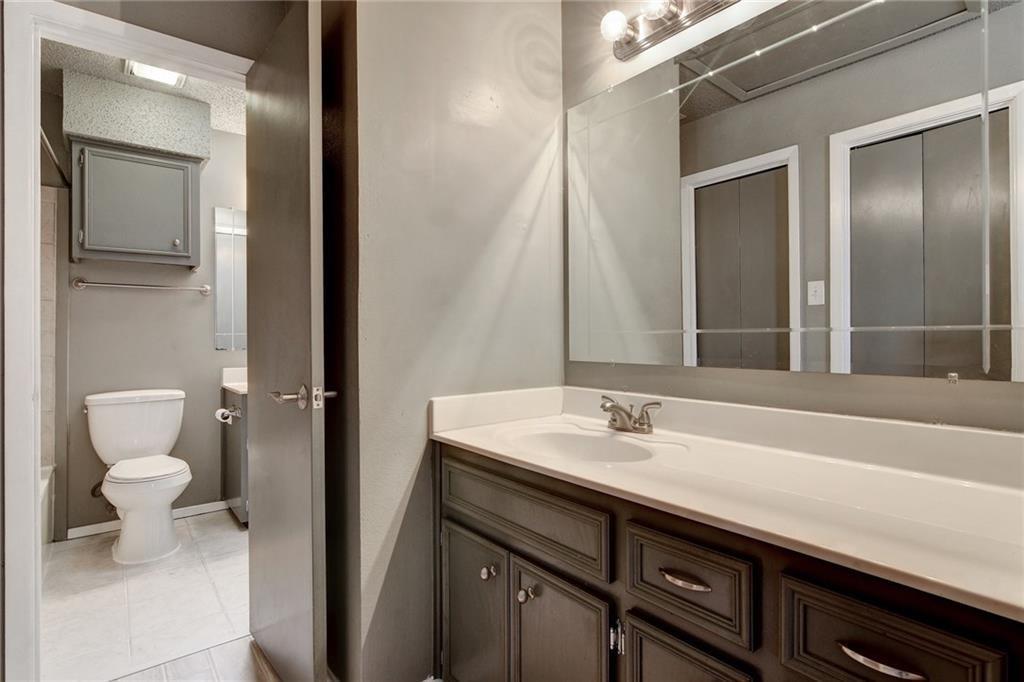 1010 W Rundberg Ln # 17, Austin, TX 78758