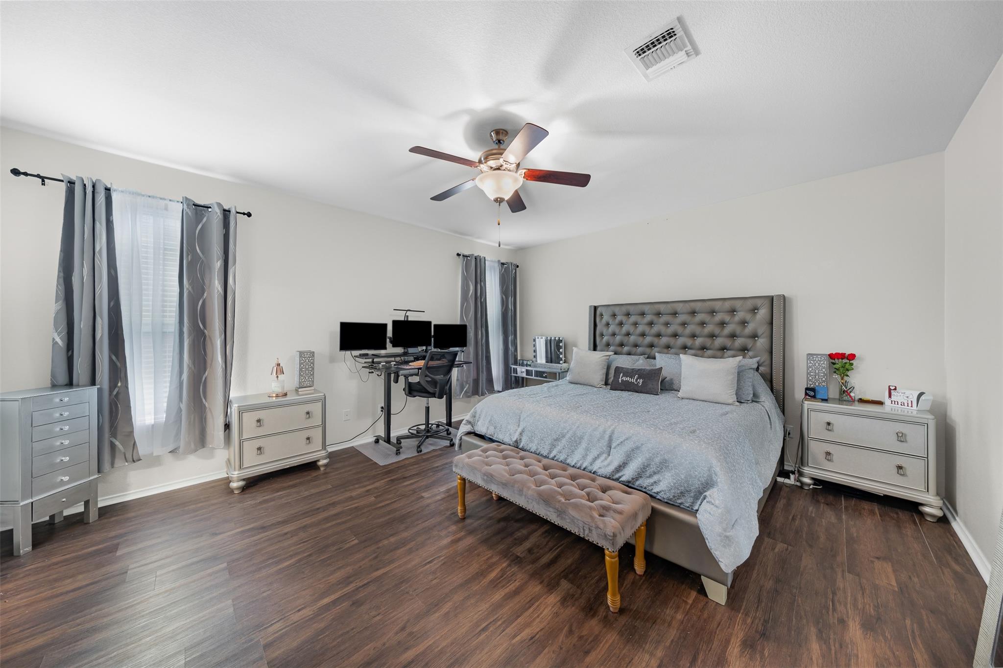 1070 Lonesome Oak Dr, Temple, TX 76502