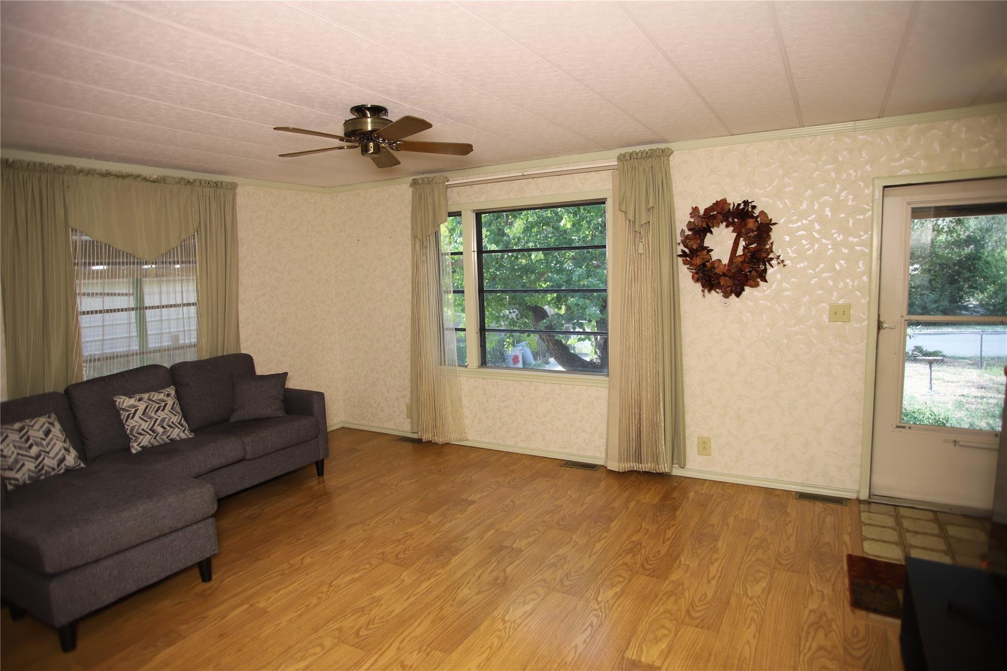 25214 Pat Pkwy, San Antonio, TX 78257